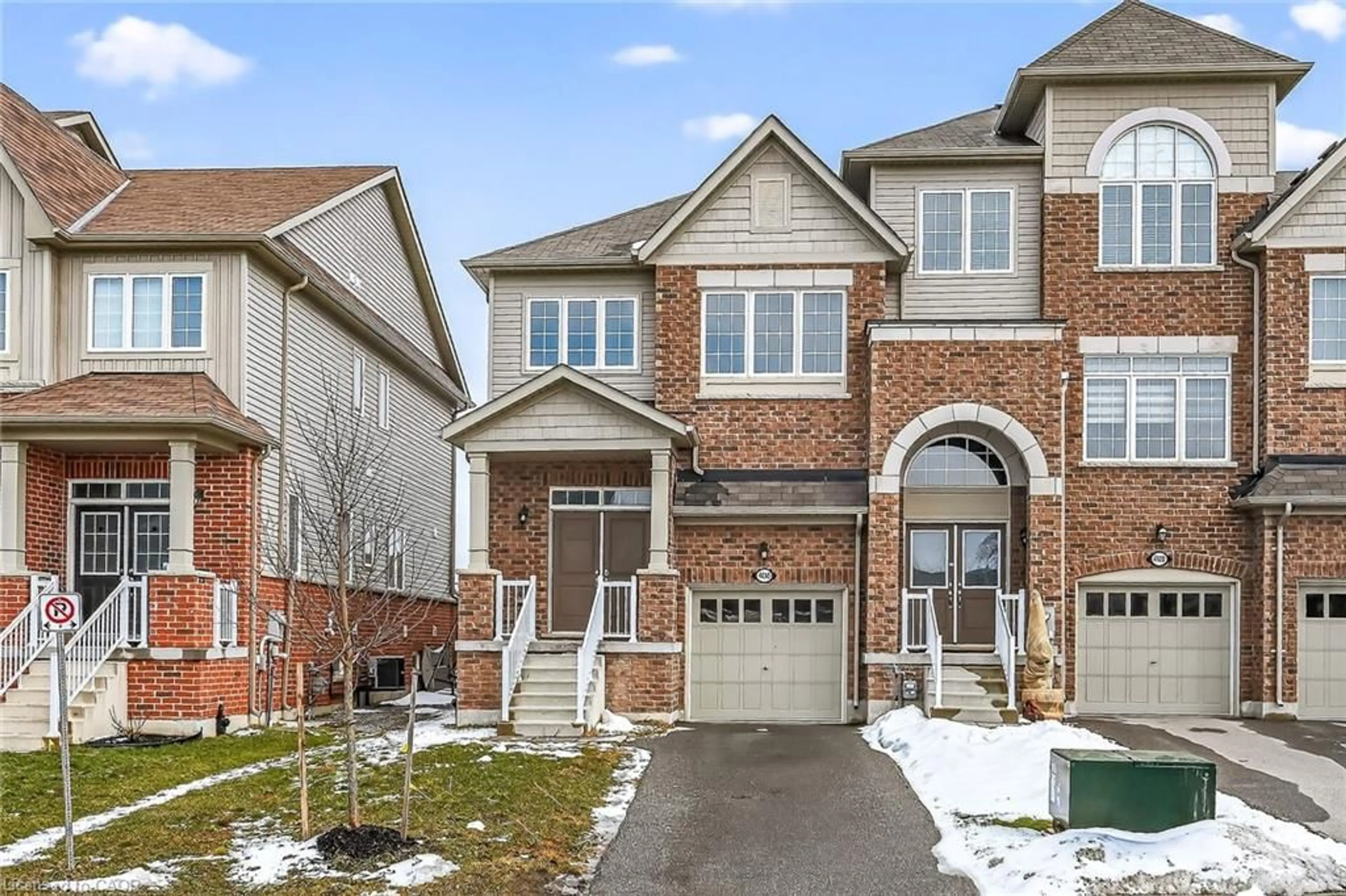 Home with brick exterior material, street for 4030 Fracchioni Dr, Lincoln Ontario L3J 0R8