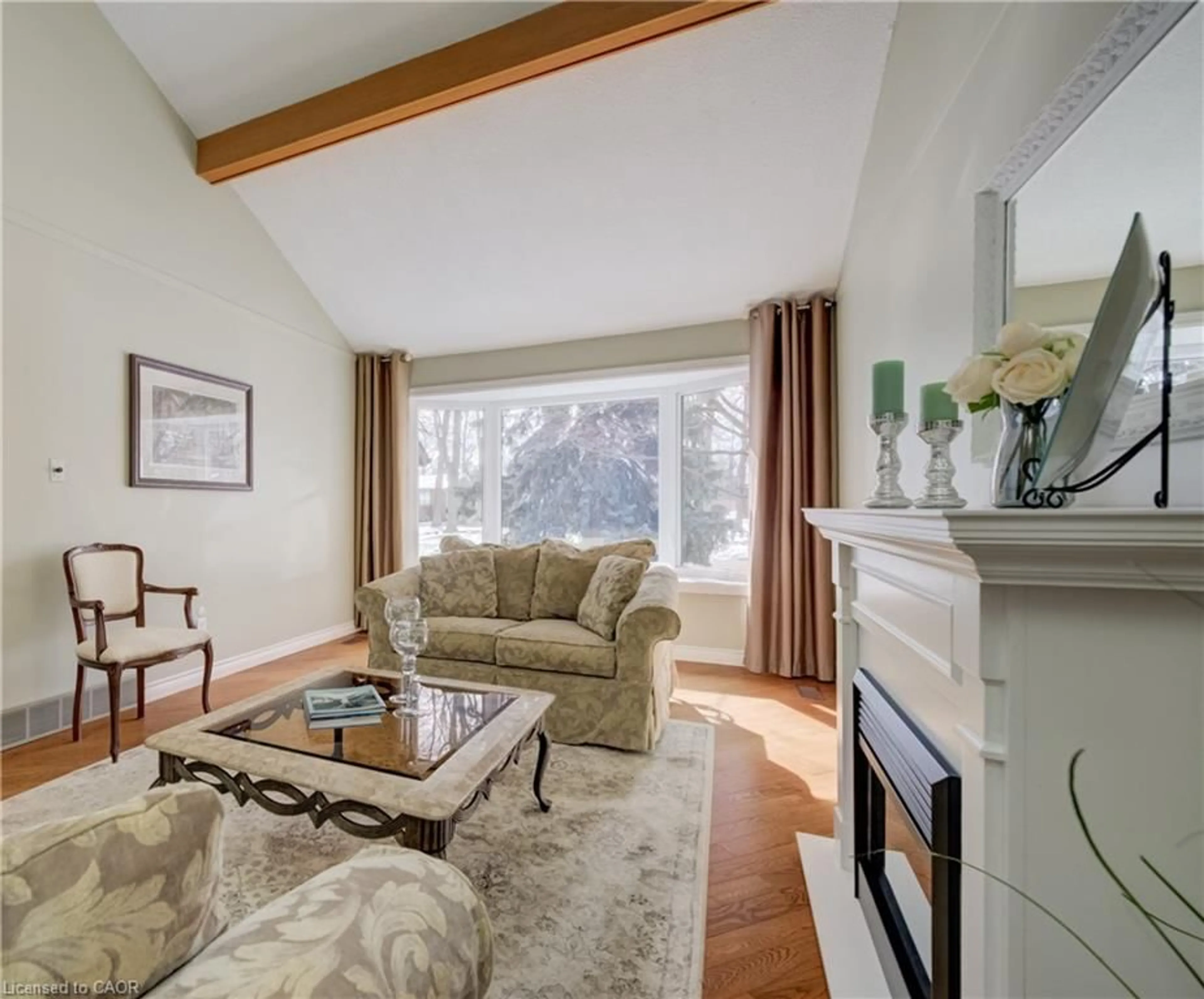 Living room with furniture, wood/laminate floor for 54 Glenwood Dr, Kitchener Ontario N2A 1H7