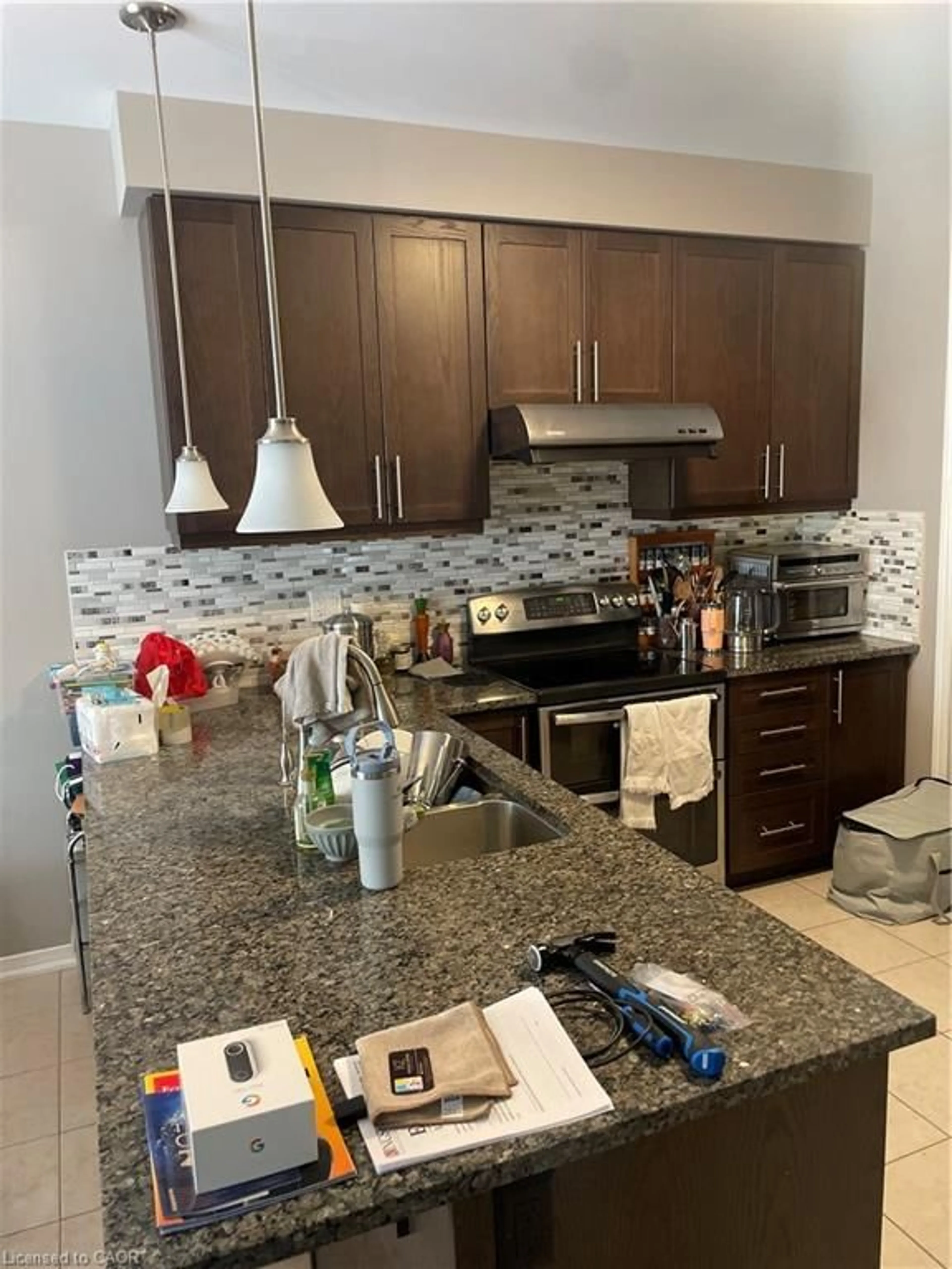 Open concept kitchen, ceramic/tile floor for 229 Pine Glen Cres, Kitchener Ontario N2R 0G2