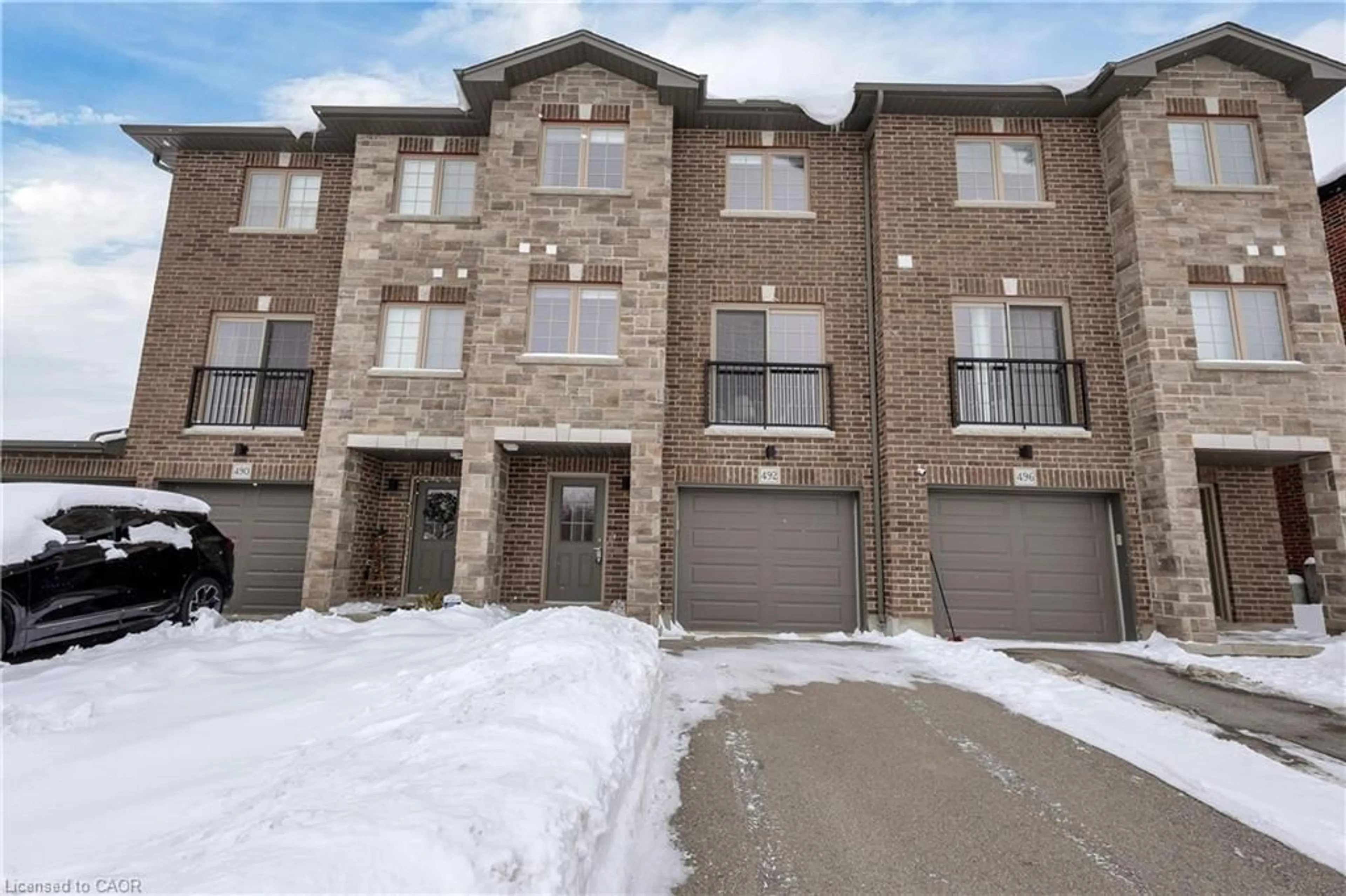 Unknown for 492 Wismer St, Waterloo Ontario N2K 0E8
