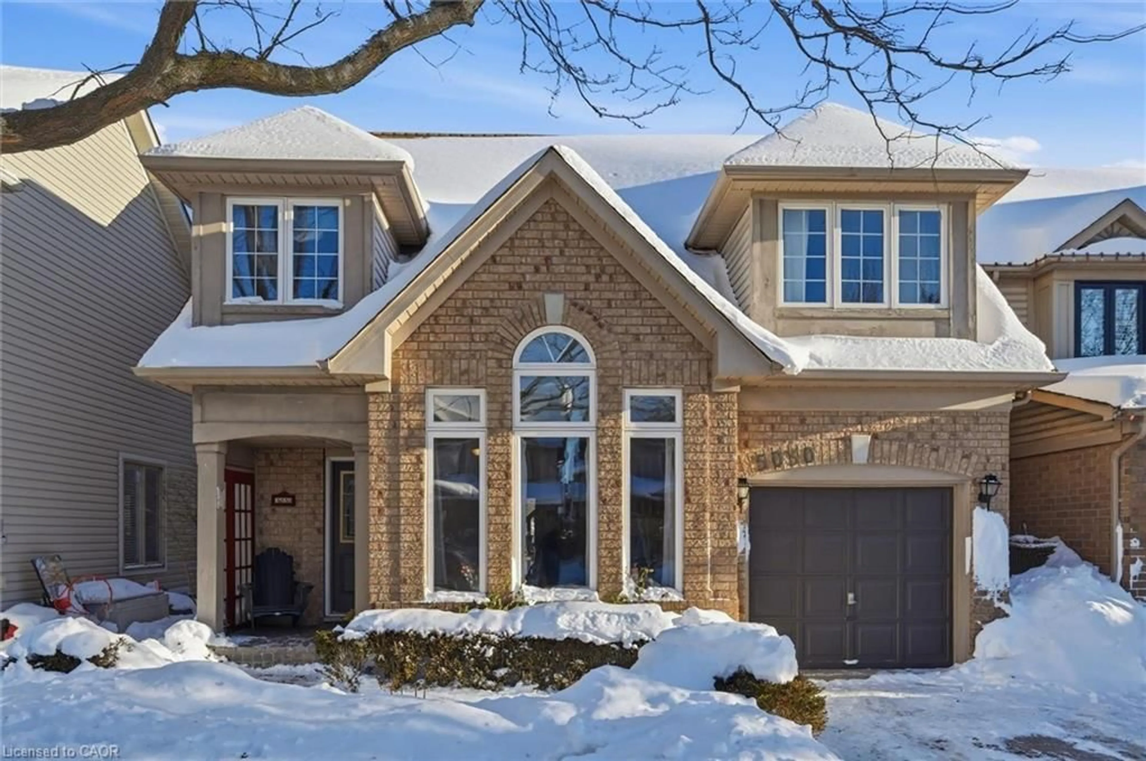 Home with brick exterior material, street for 5030 Bunton Cres, Burlington Ontario L7L 6H2