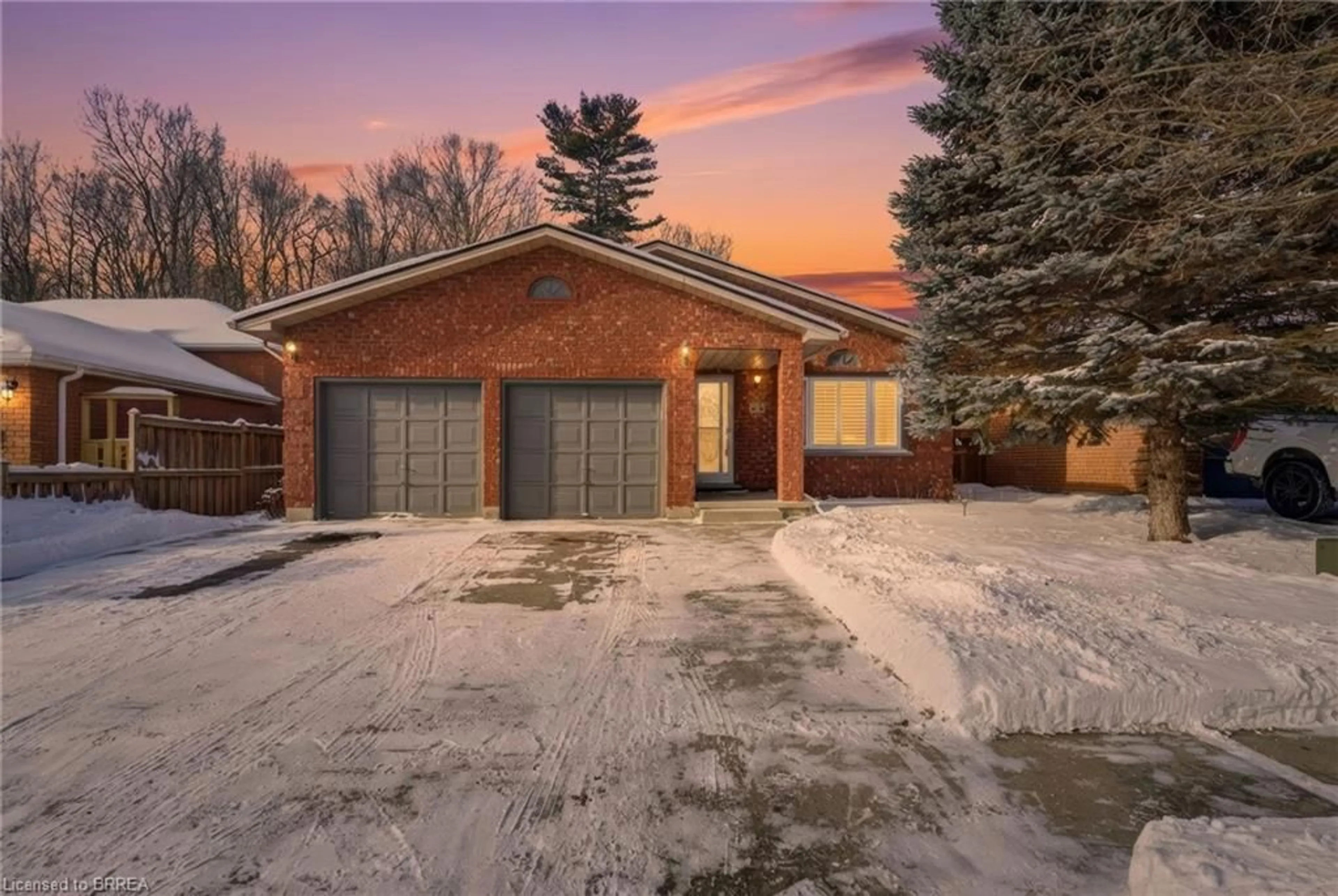 Home with brick exterior material, street for 53 Childerhose Cres, Brantford Ontario N3P 1Z7