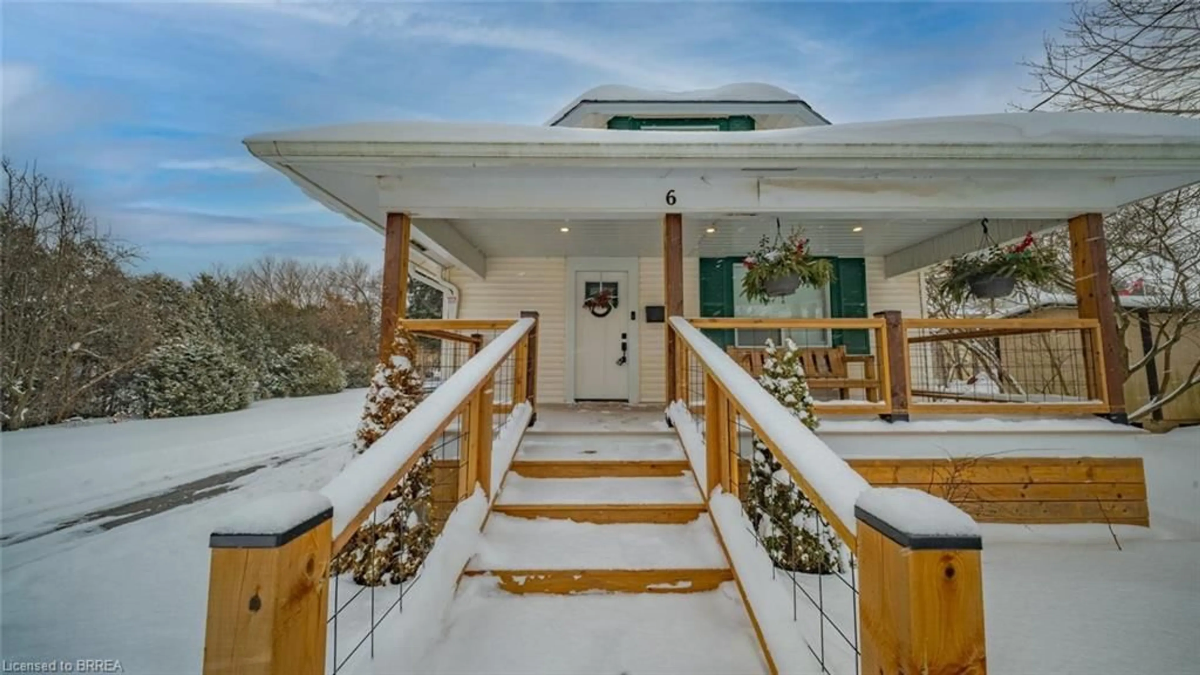 Patio, unknown for 6 Decou Rd, Simcoe Ontario N3Y 1A6