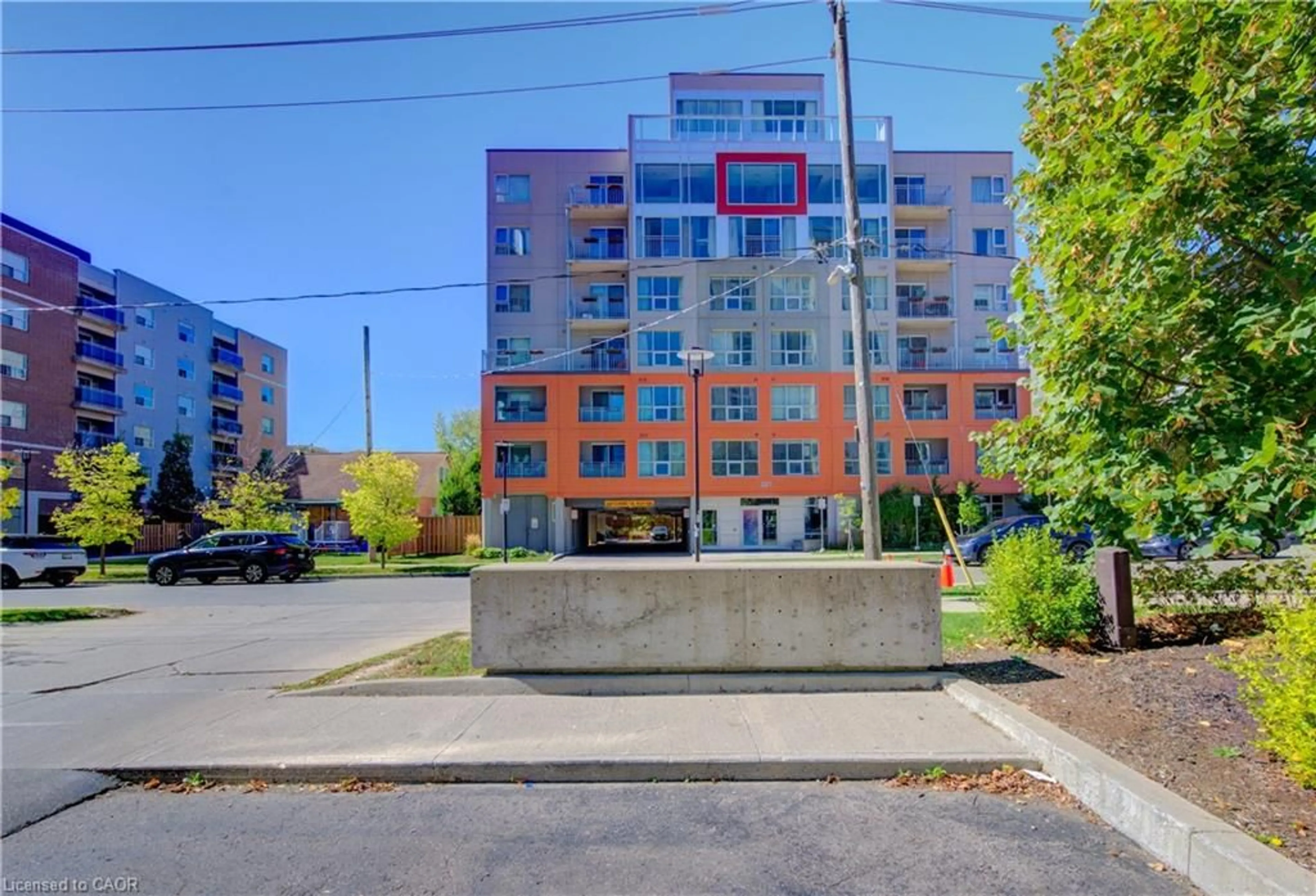 Unknown for 321 Spruce St #102, Waterloo Ontario N2L 0G4