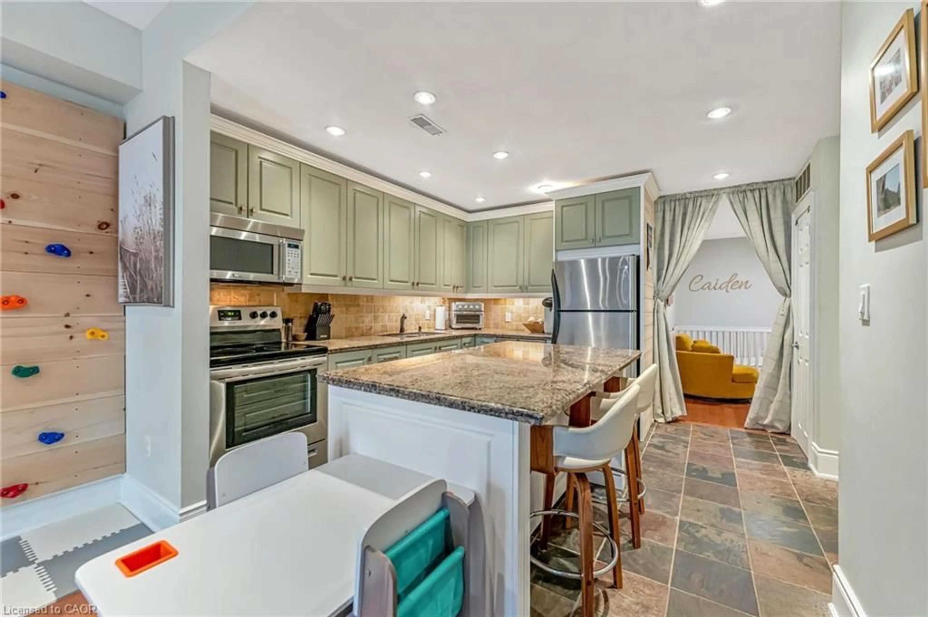 Open concept kitchen, ceramic/tile floor for 283 King St #304, Hamilton Ontario L8N 1B9