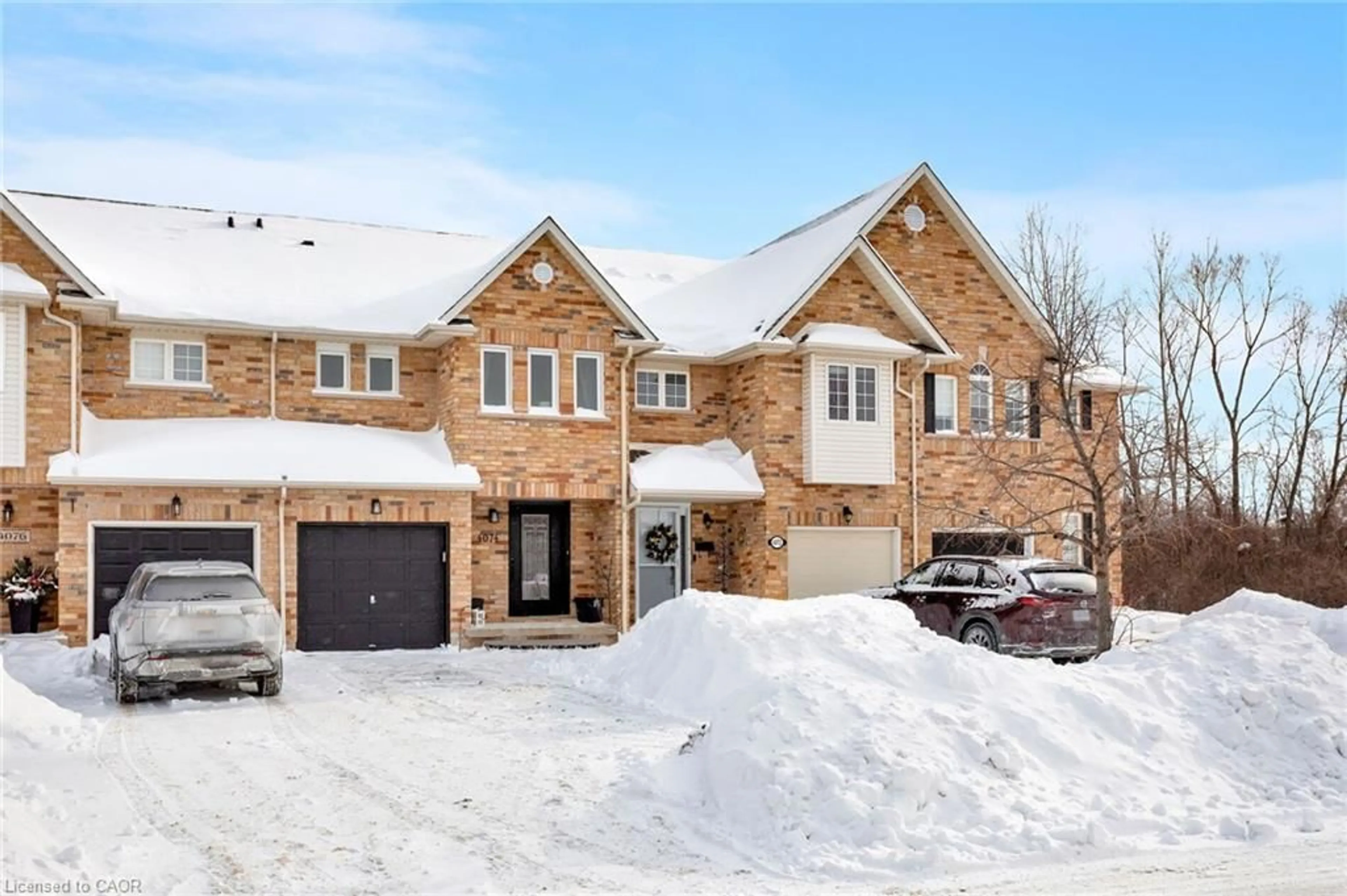 Home with brick exterior material, street for 4074 Kryzan Dr, Burlington Ontario L7M 4Z4