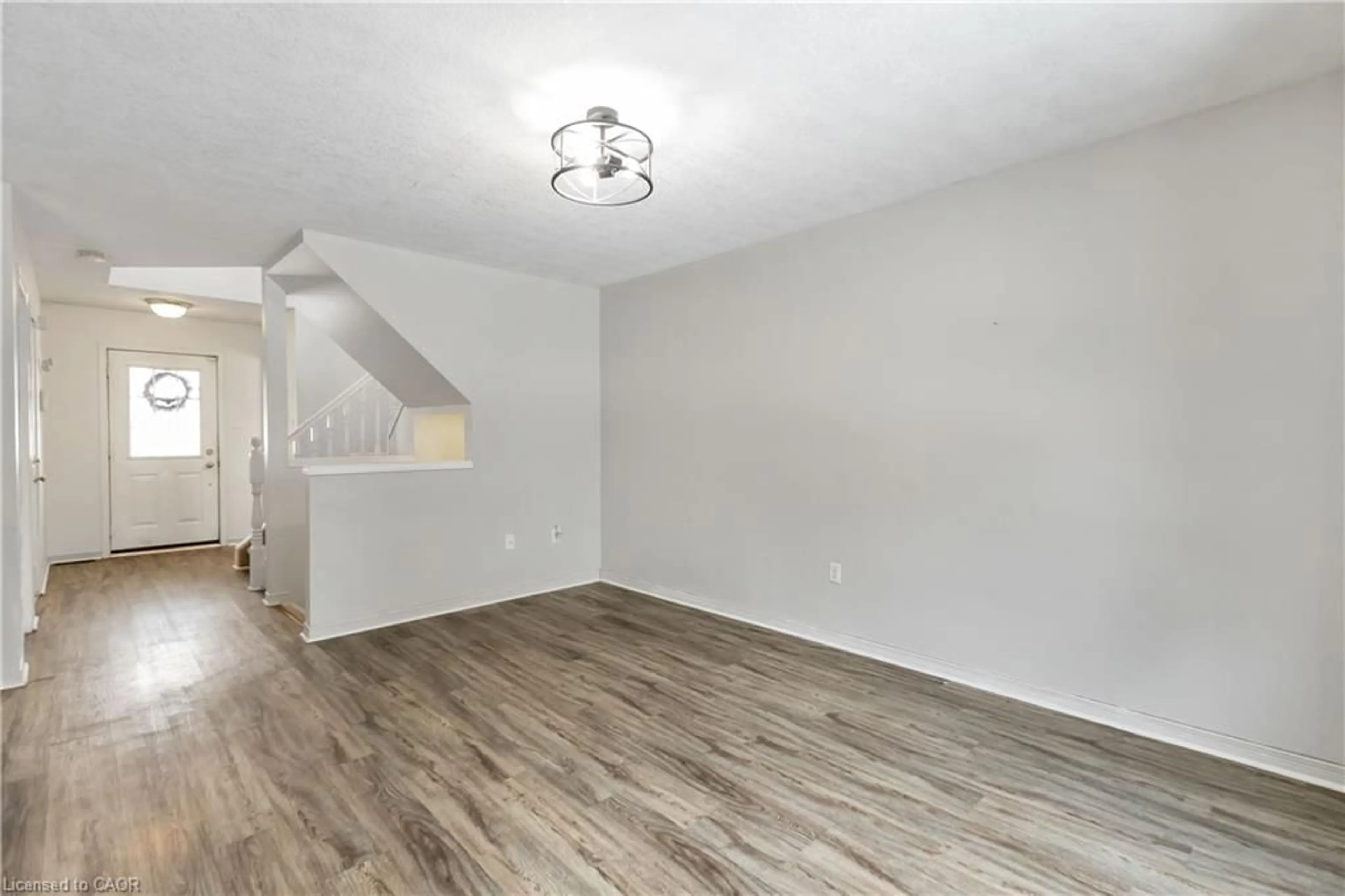 A pic of a room for 21 Axford Pky, St. Thomas Ontario N5R 6E6