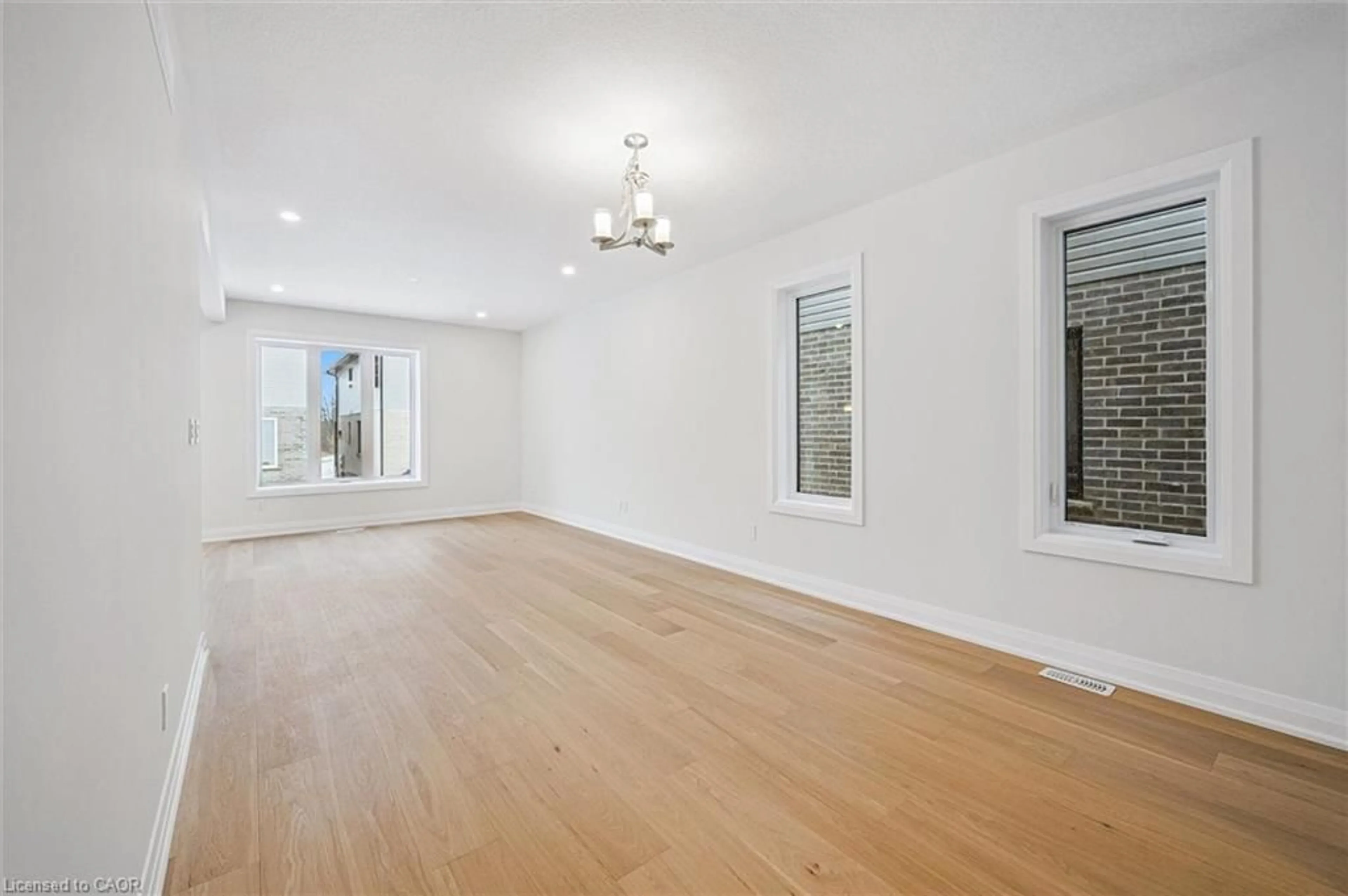 A pic of a room for 10 Jacob Detweiller Dr, Kitchener Ontario N2P 0J1