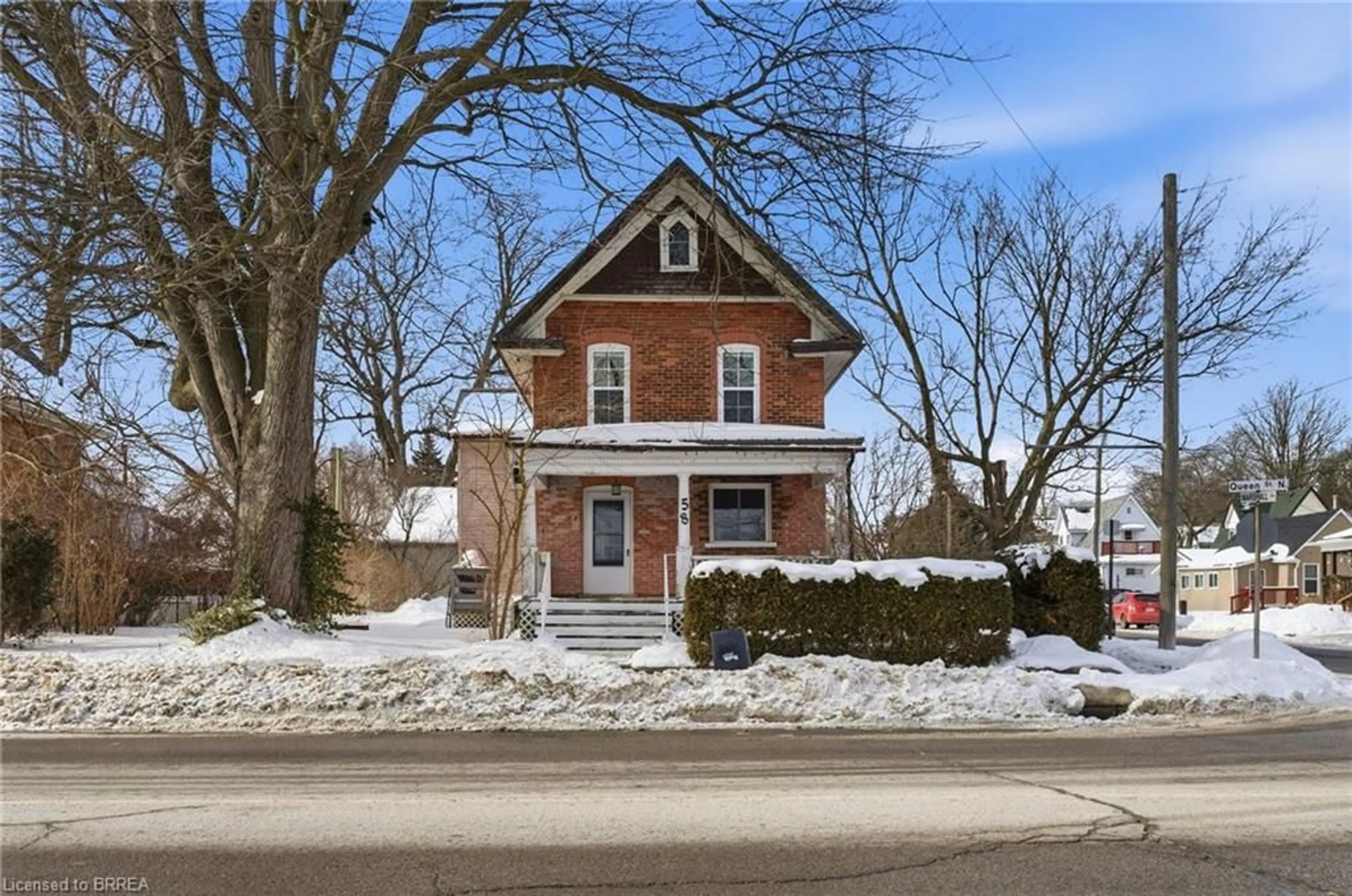 Home with brick exterior material, street for 58 Queen St, Simcoe Ontario N3Y 3Y3