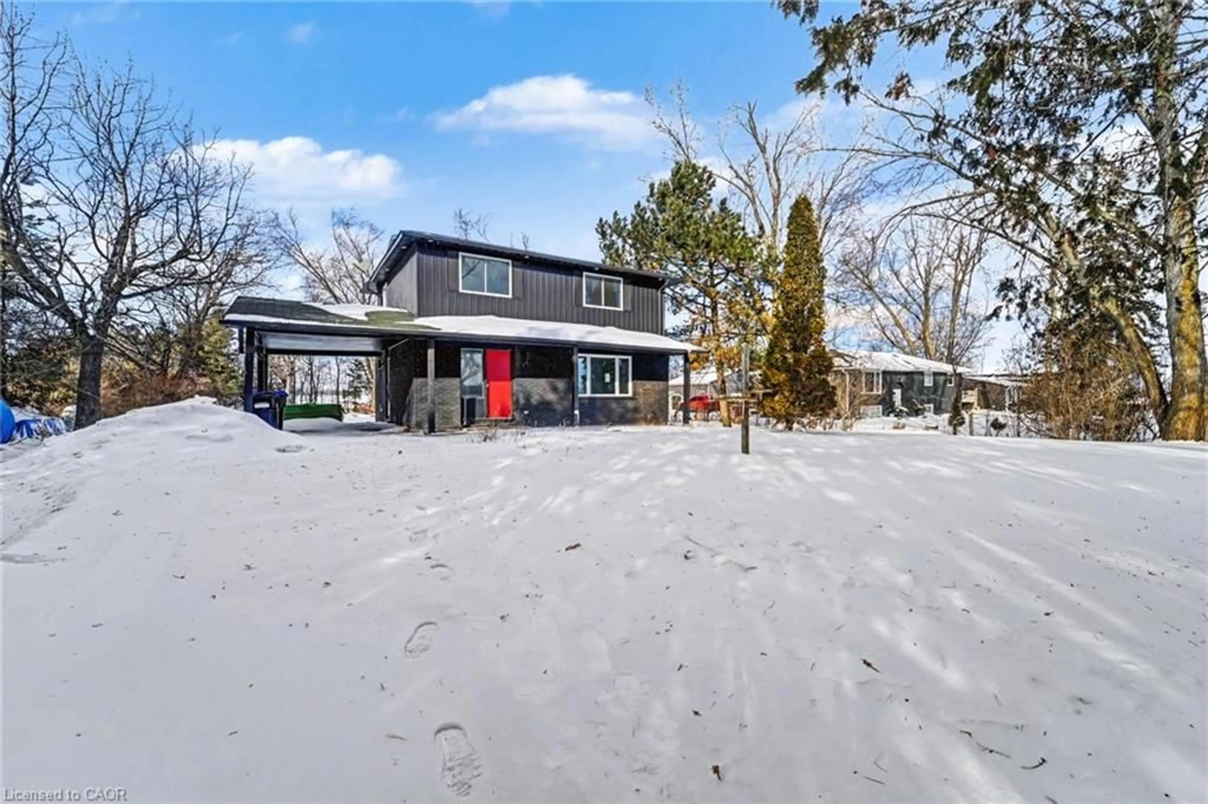 A pic from outside/outdoor area/front of a property/back of a property/a pic from drone, unknown for 4806 5th Sideroad, Essa Ontario L0L 2N2