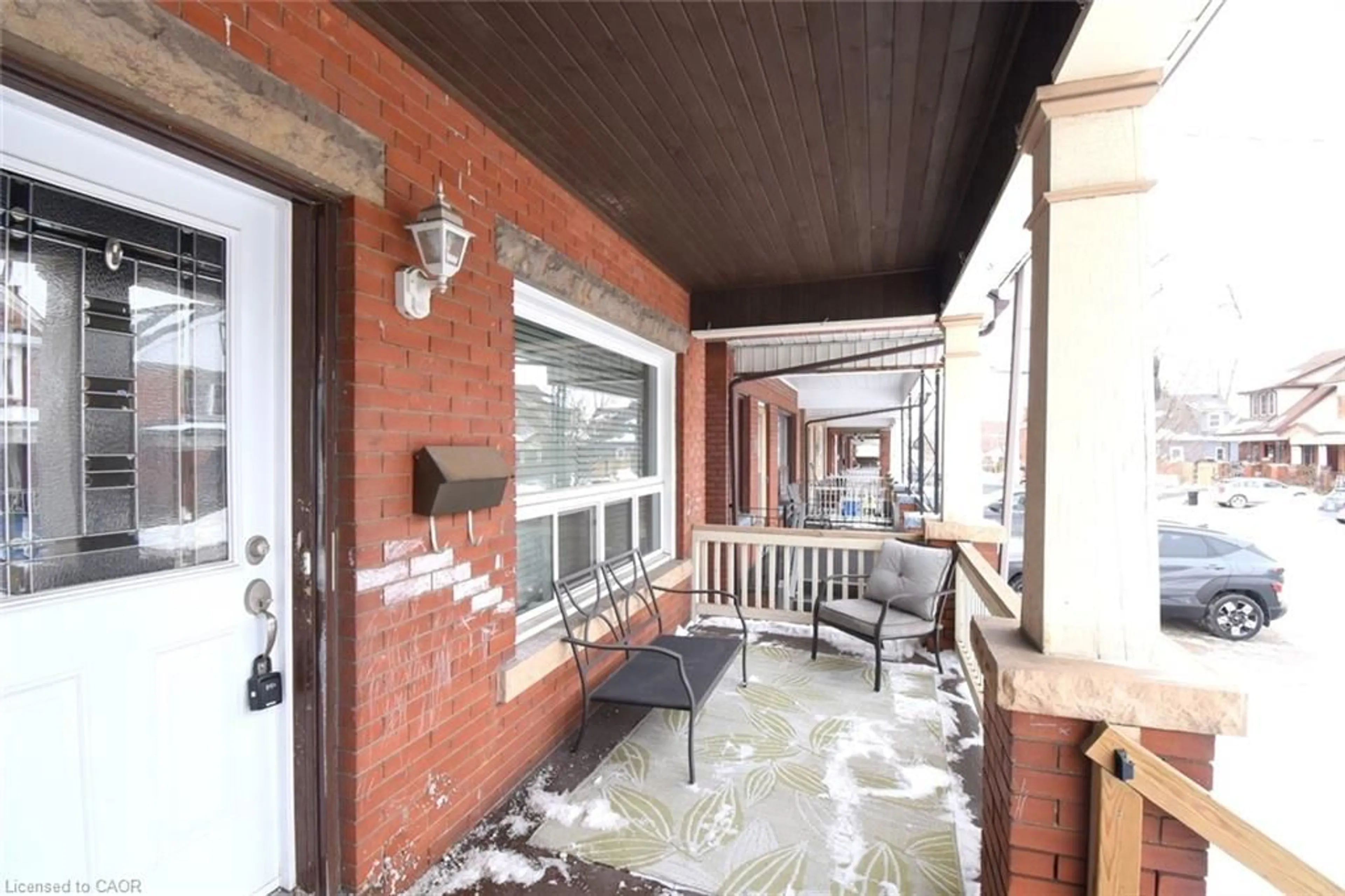 Patio, street for 82 Somerset Ave, Hamilton Ontario L8L 2L7