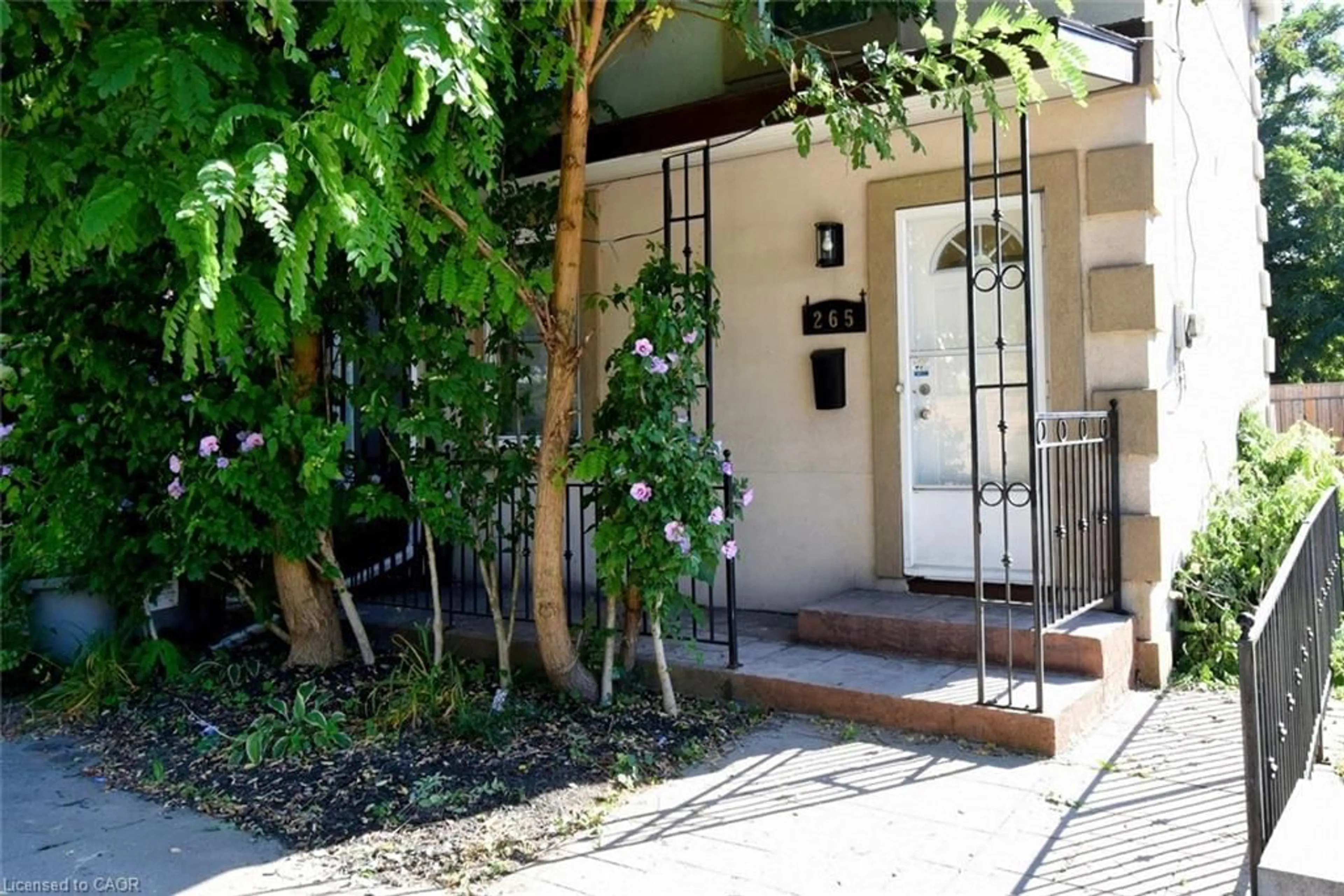 Unknown for 265 Hunter St, Hamilton Ontario L8P 1S2