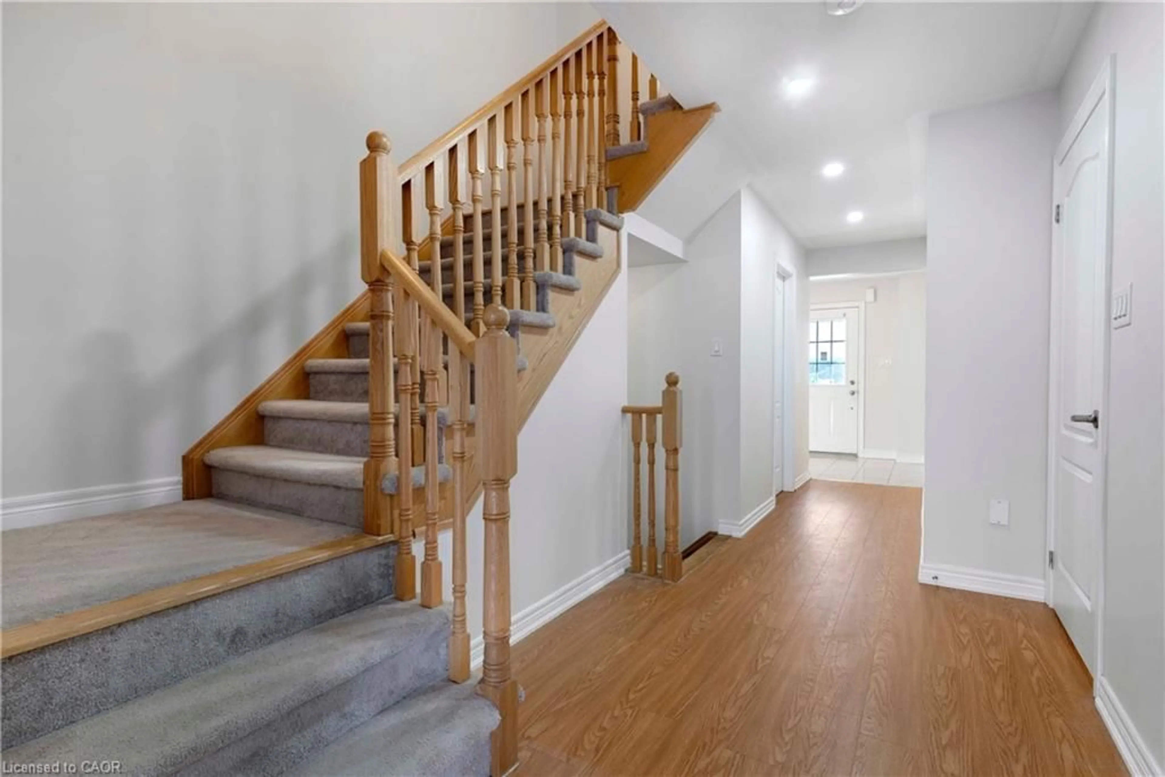 Unknown for 570 Linden Dr #32, Cambridge Ontario N3H 0C9