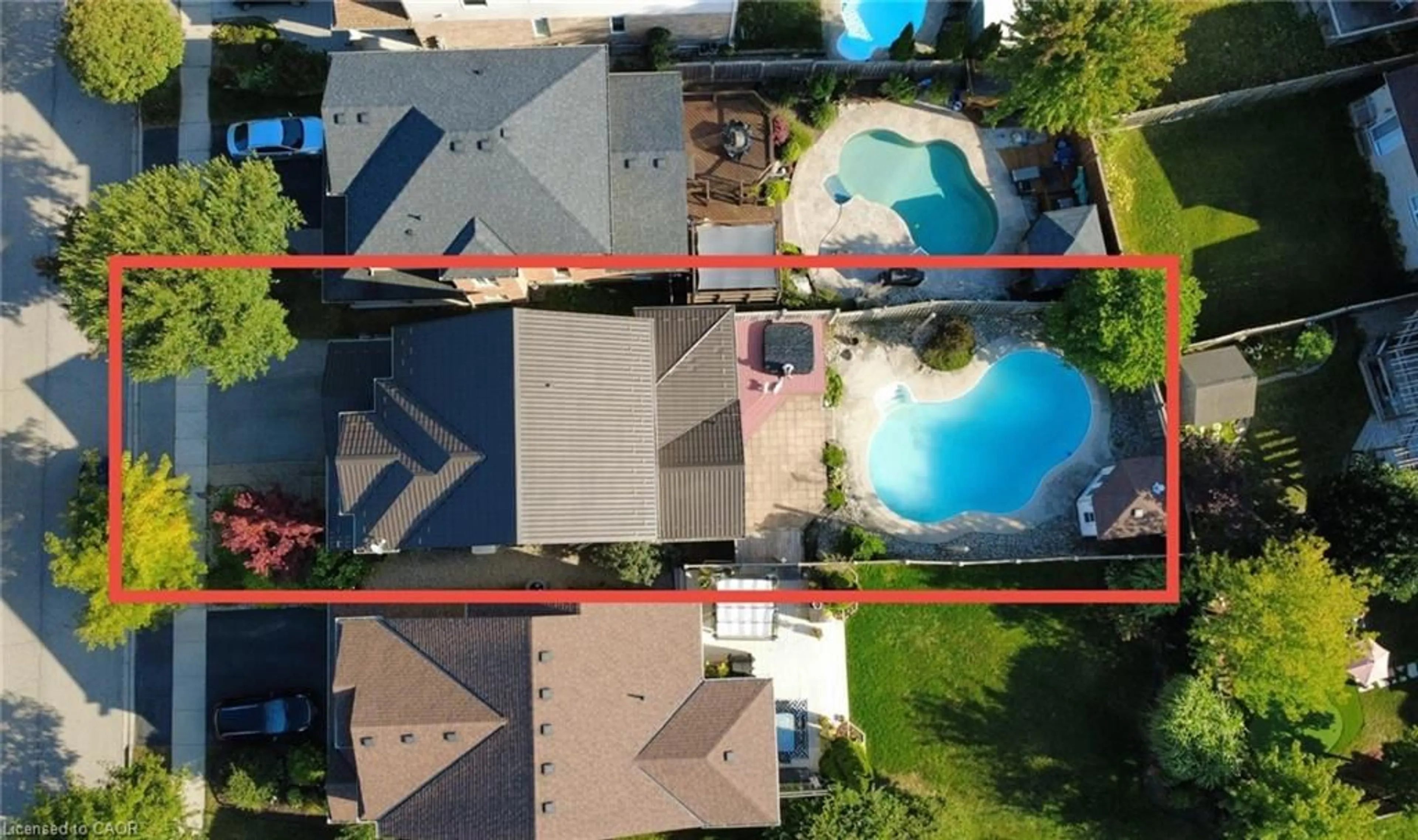 A pic from outside/outdoor area/front of a property/back of a property/a pic from drone, unknown for 443 Lausanne Cres, Waterloo Ontario N2T 2X4
