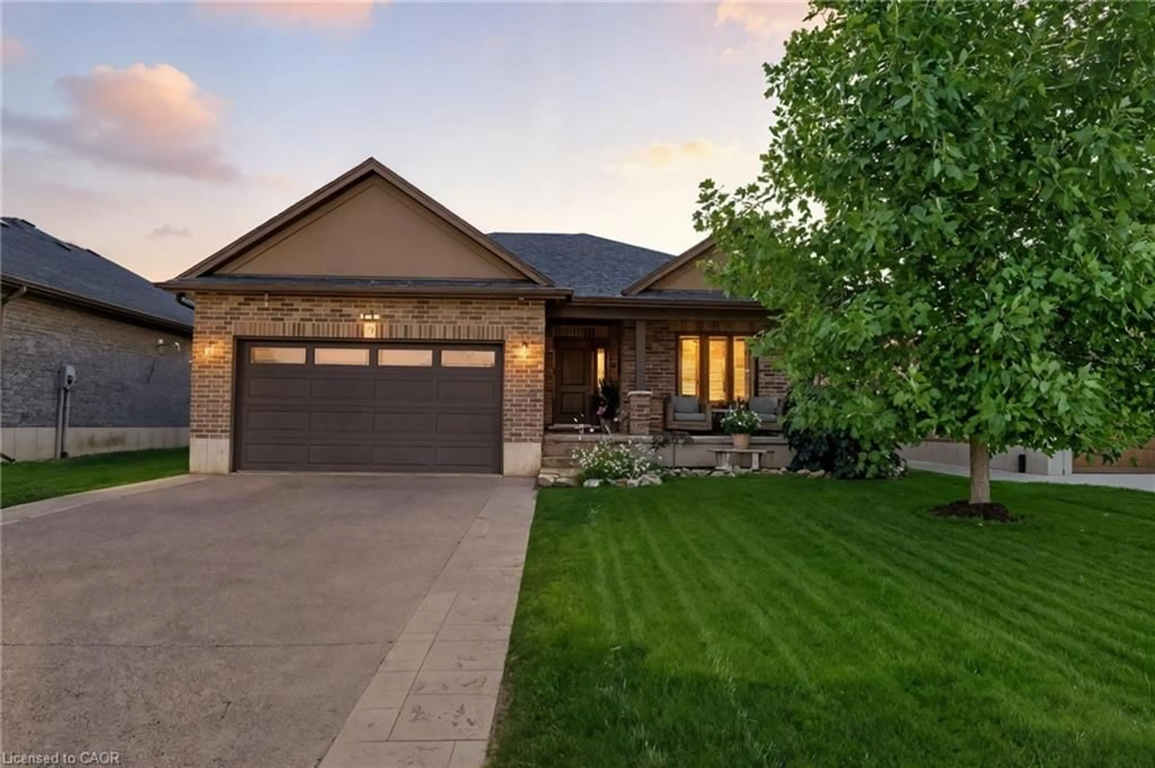 Home with brick exterior material, street for 304 Courtland St, Delhi Ontario N4B 3B9