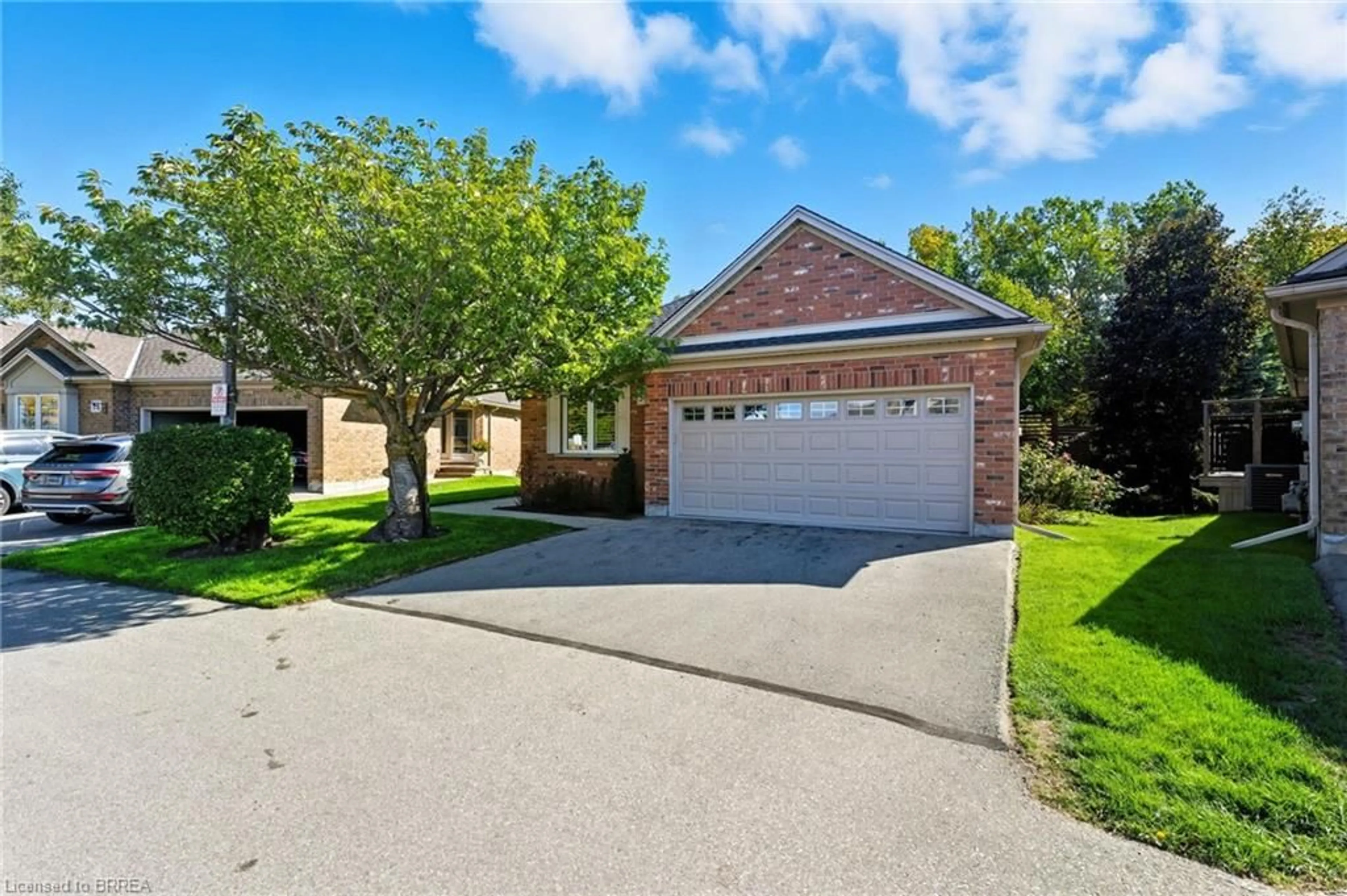 Home with brick exterior material, street for 422 Powerline Rd #34, Brantford Ontario N3R 8A1