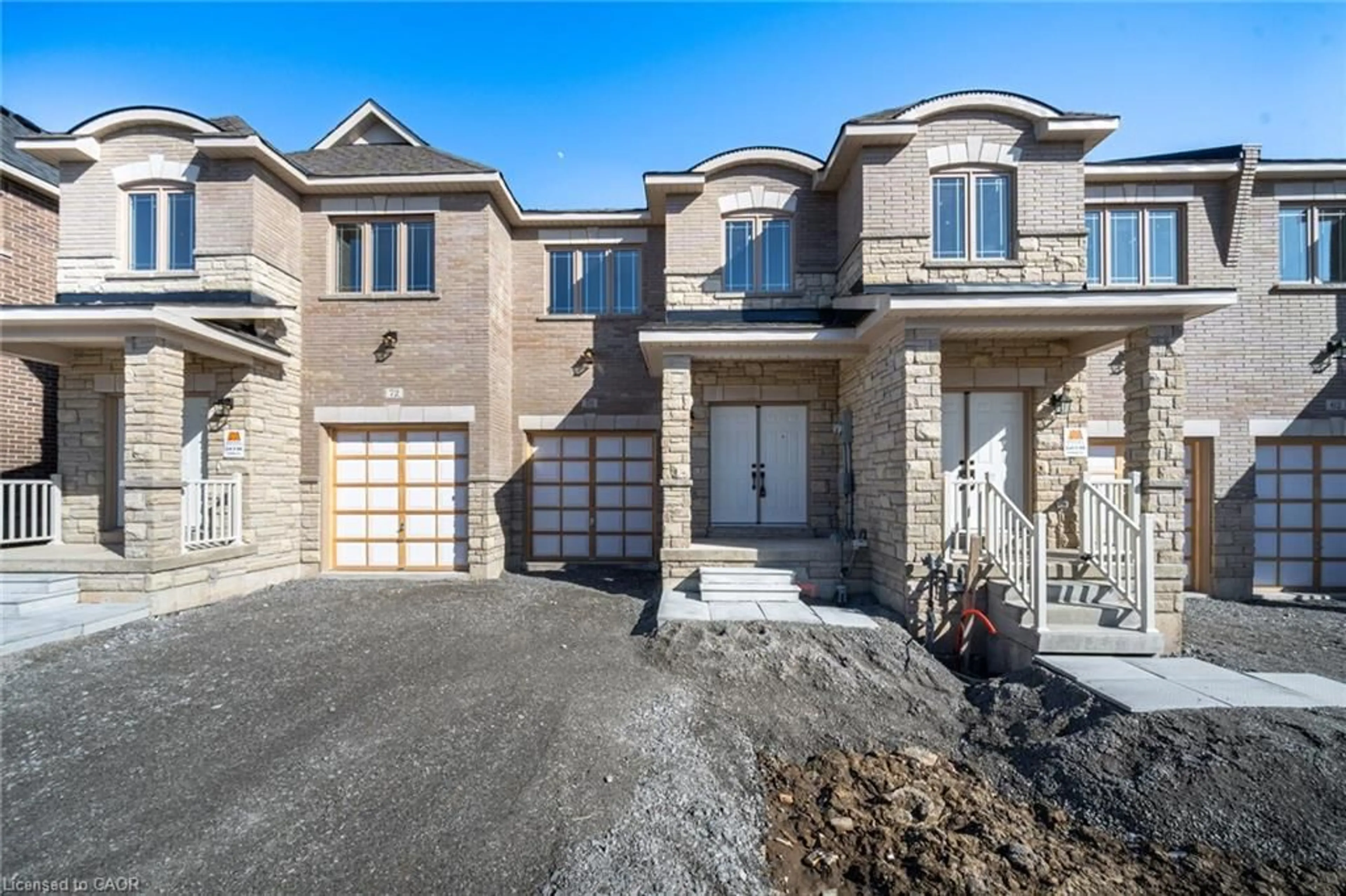 Home with brick exterior material, street for 70 Baker St, Thorold Ontario L2V 0N1