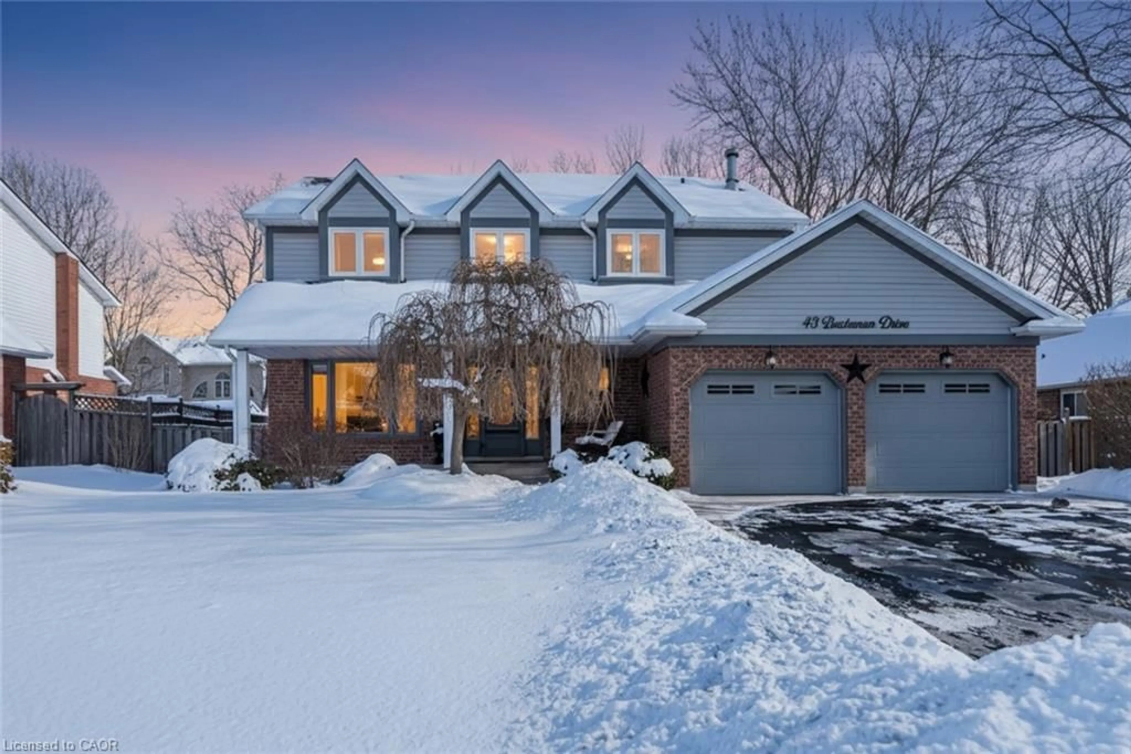 Home with brick exterior material, street for 43 Buchanan Dr, Caledonia Ontario N3W 1H1