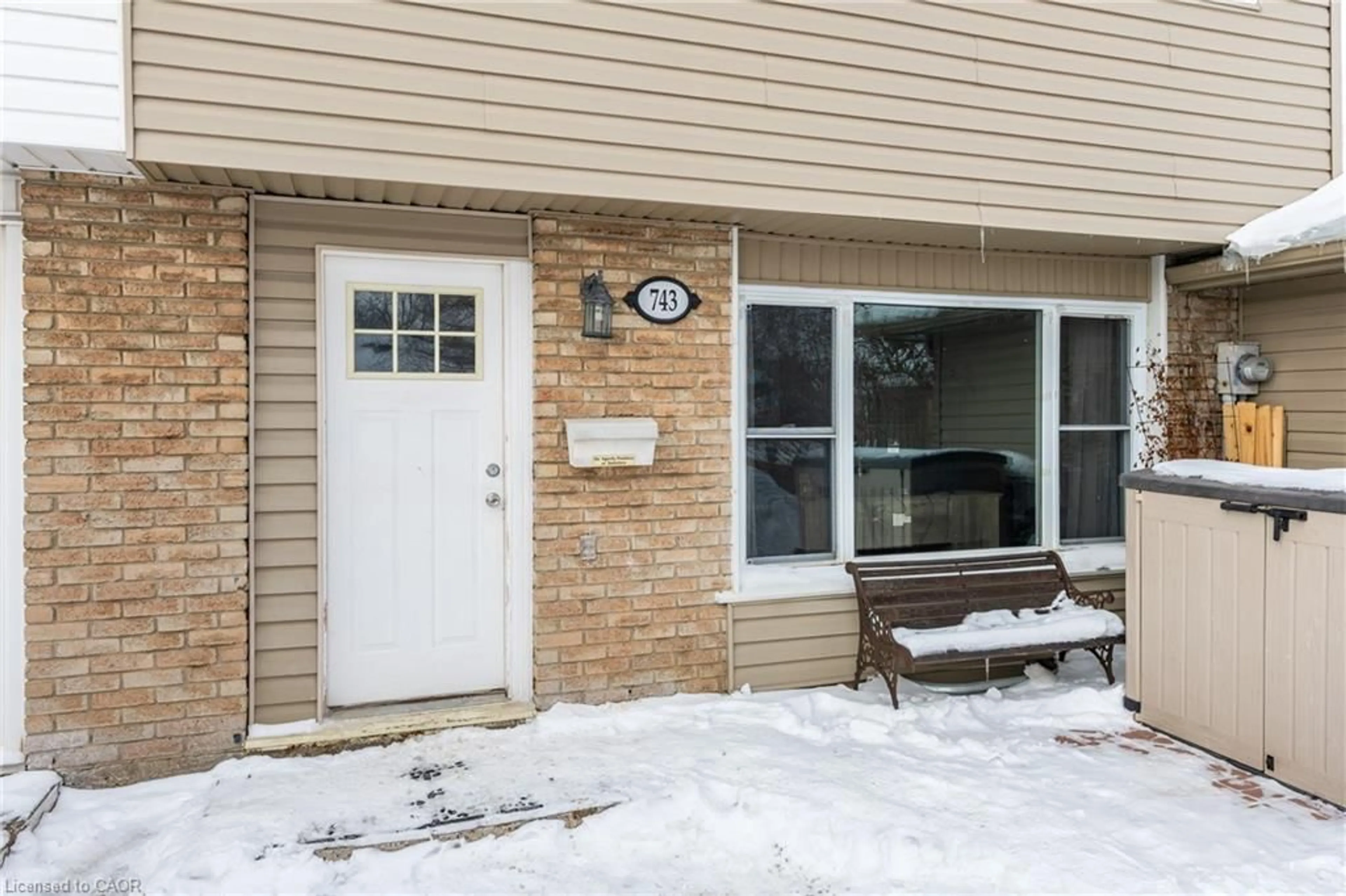 Unknown for 743 Parkview Cres, Cambridge Ontario N3H 5A1