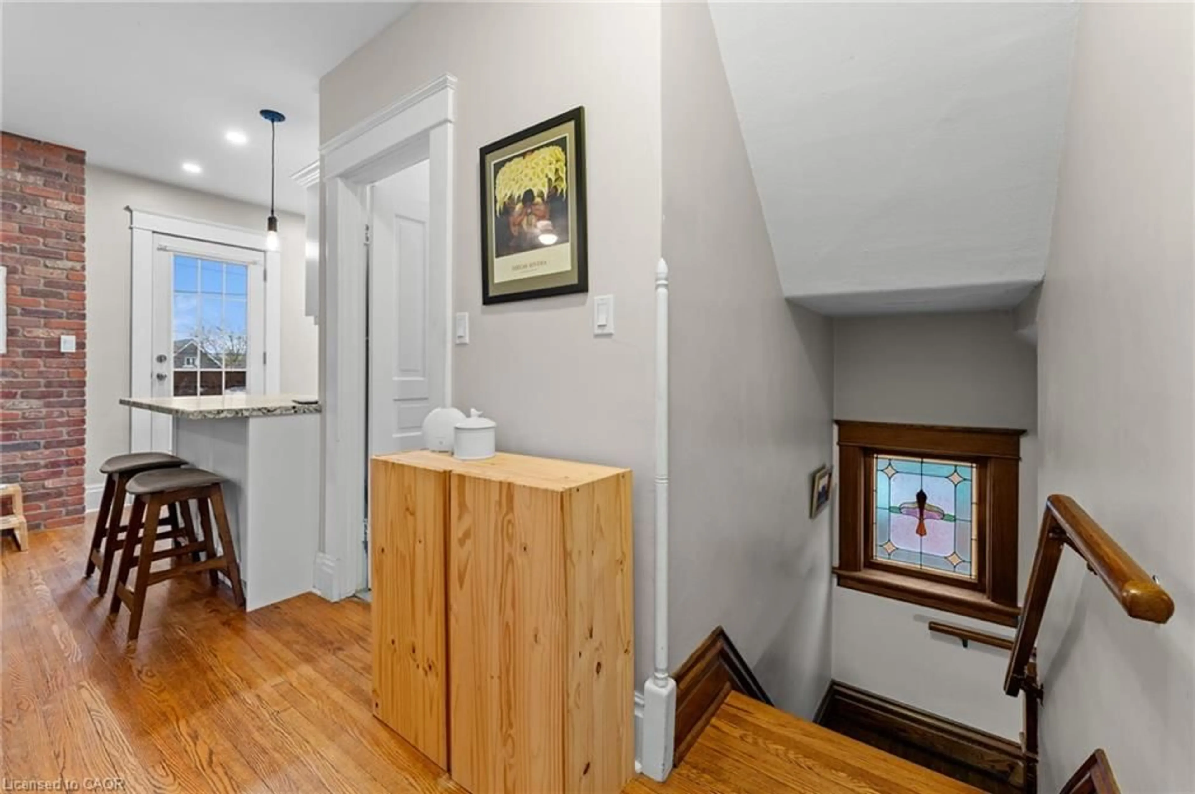 Indoor entryway for 58 Hohner Ave, Kitchener Ontario N2H 2V4