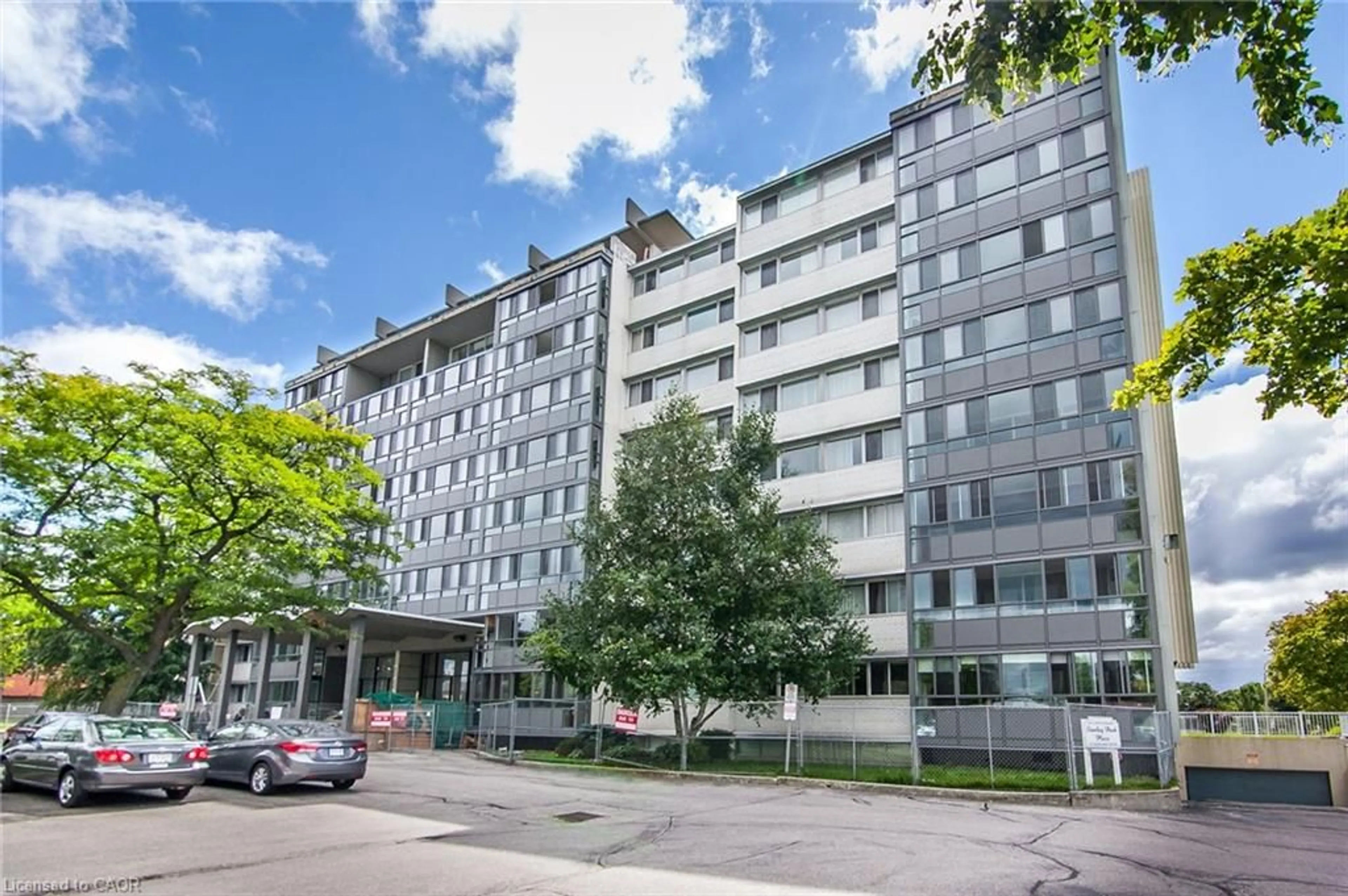 Unknown for 24 Midland Dr #609, Kitchener Ontario N2A 2A8