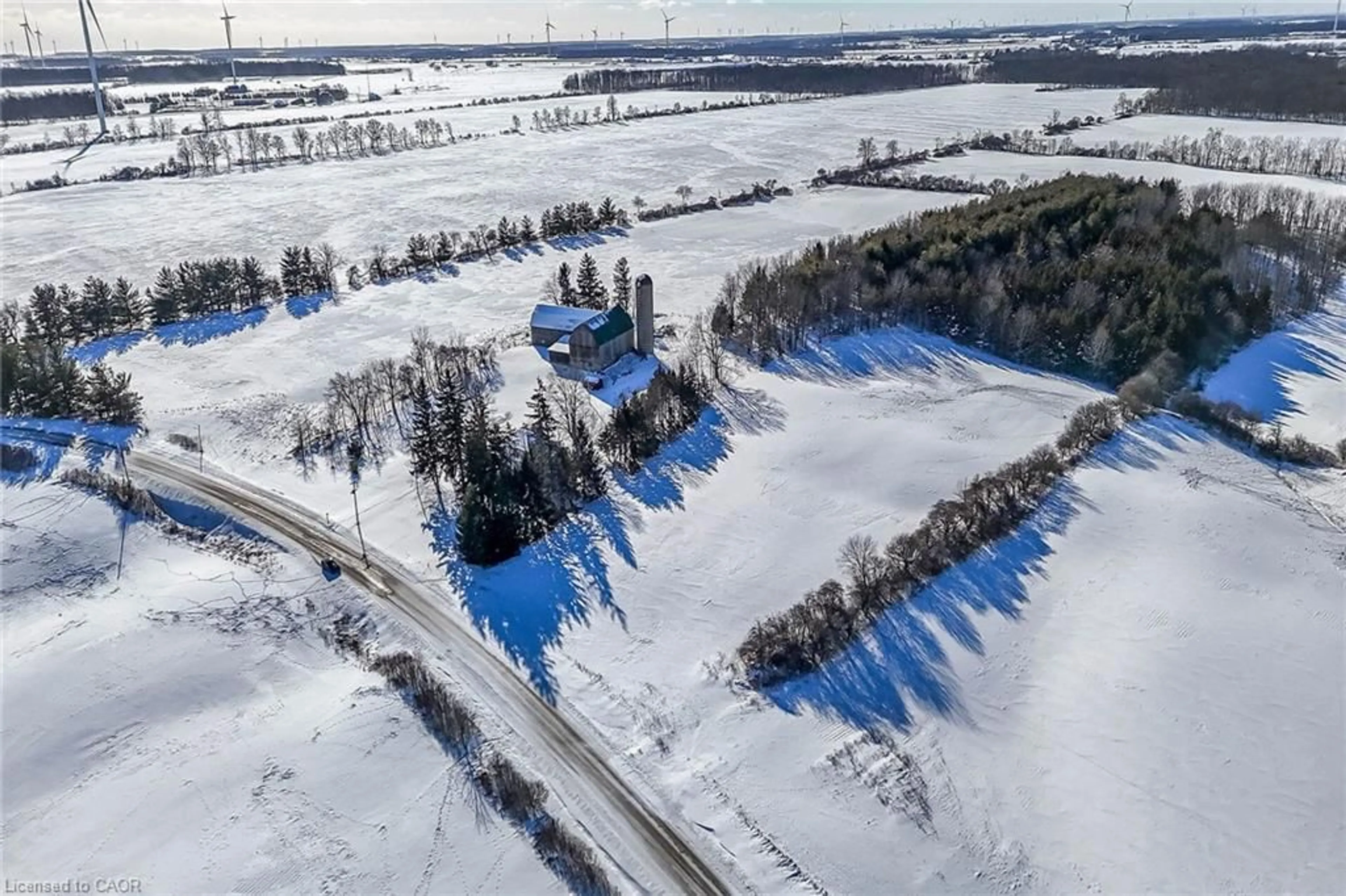 A pic from outside/outdoor area/front of a property/back of a property/a pic from drone, water/lake/river/ocean view for 1631 River Rd, Cayuga Ontario N0A 1E0
