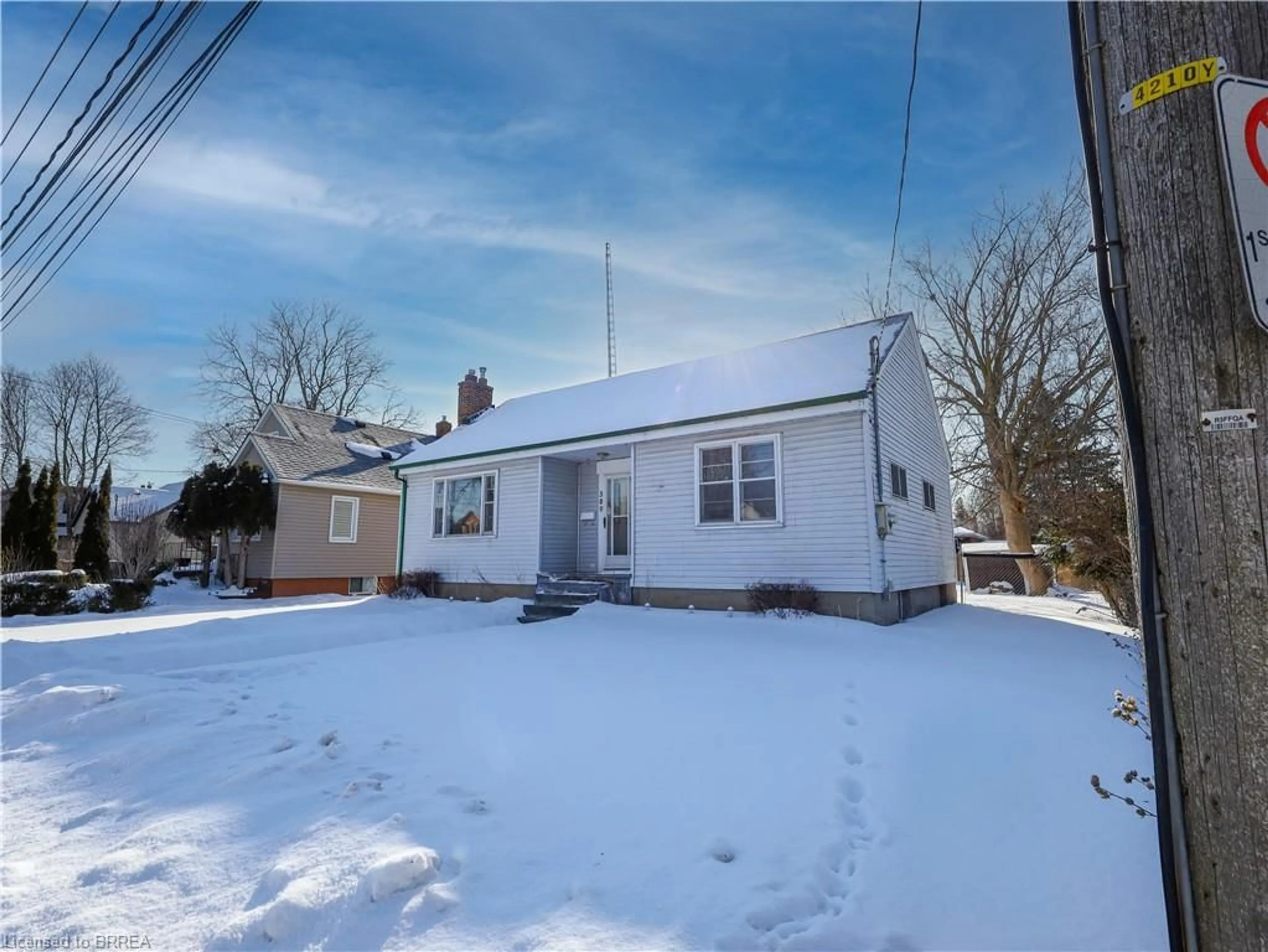 Unknown for 389 Grey St, Brantford Ontario N3S 4X6