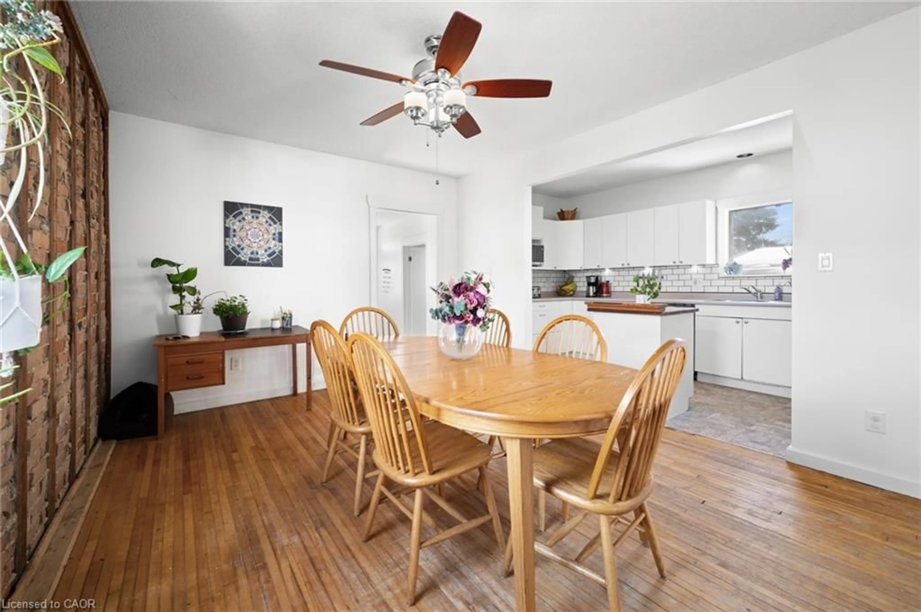 Dining room, wood/laminate floor for 50 Isabella St, Plattsville Ontario N0J 1S0