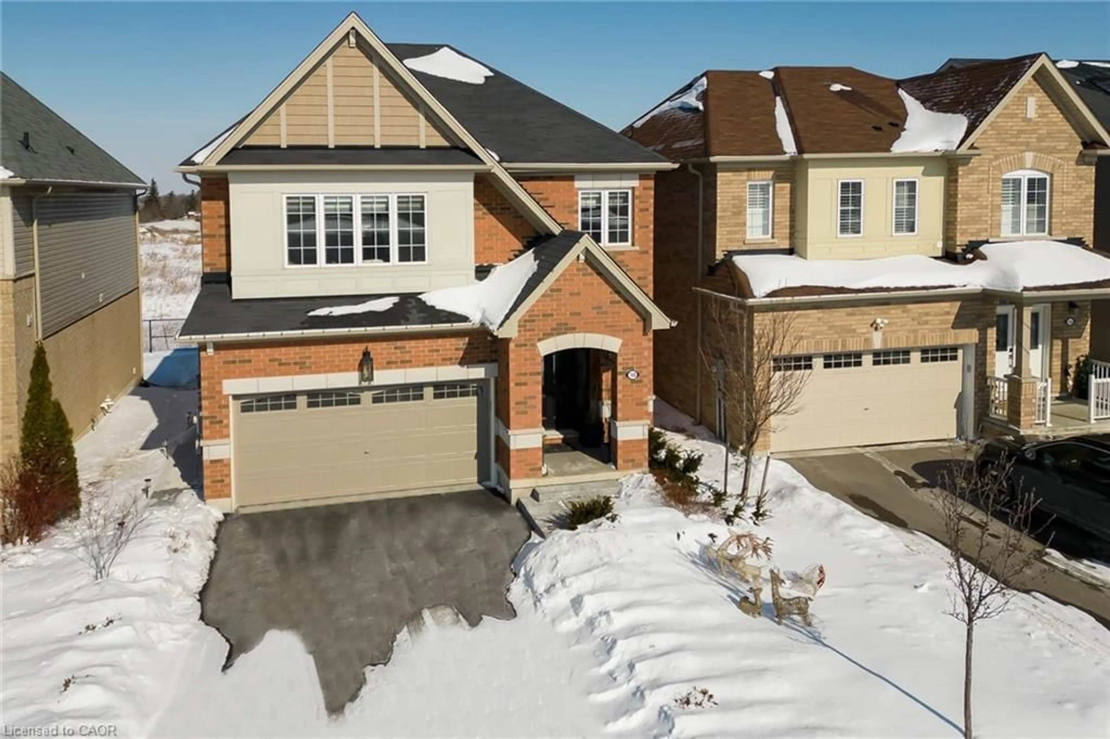 A pic from outside/outdoor area/front of a property/back of a property/a pic from drone, street for 160 Mcwatters St, Binbrook Ontario L0R 1C0