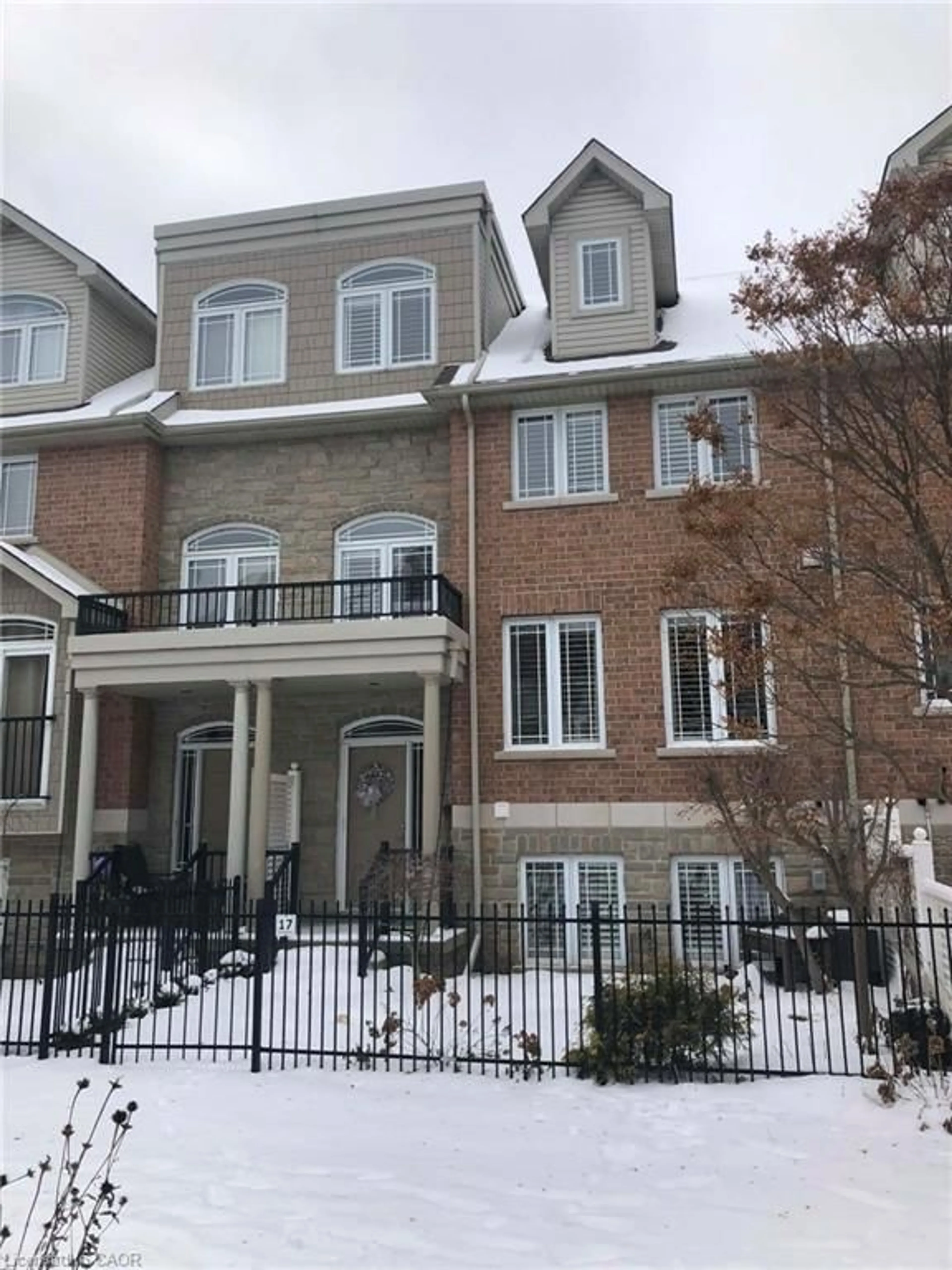 Home with brick exterior material, street for 17 Grosvenor Lane #n/a, Cambridge Ontario N1R 8N2