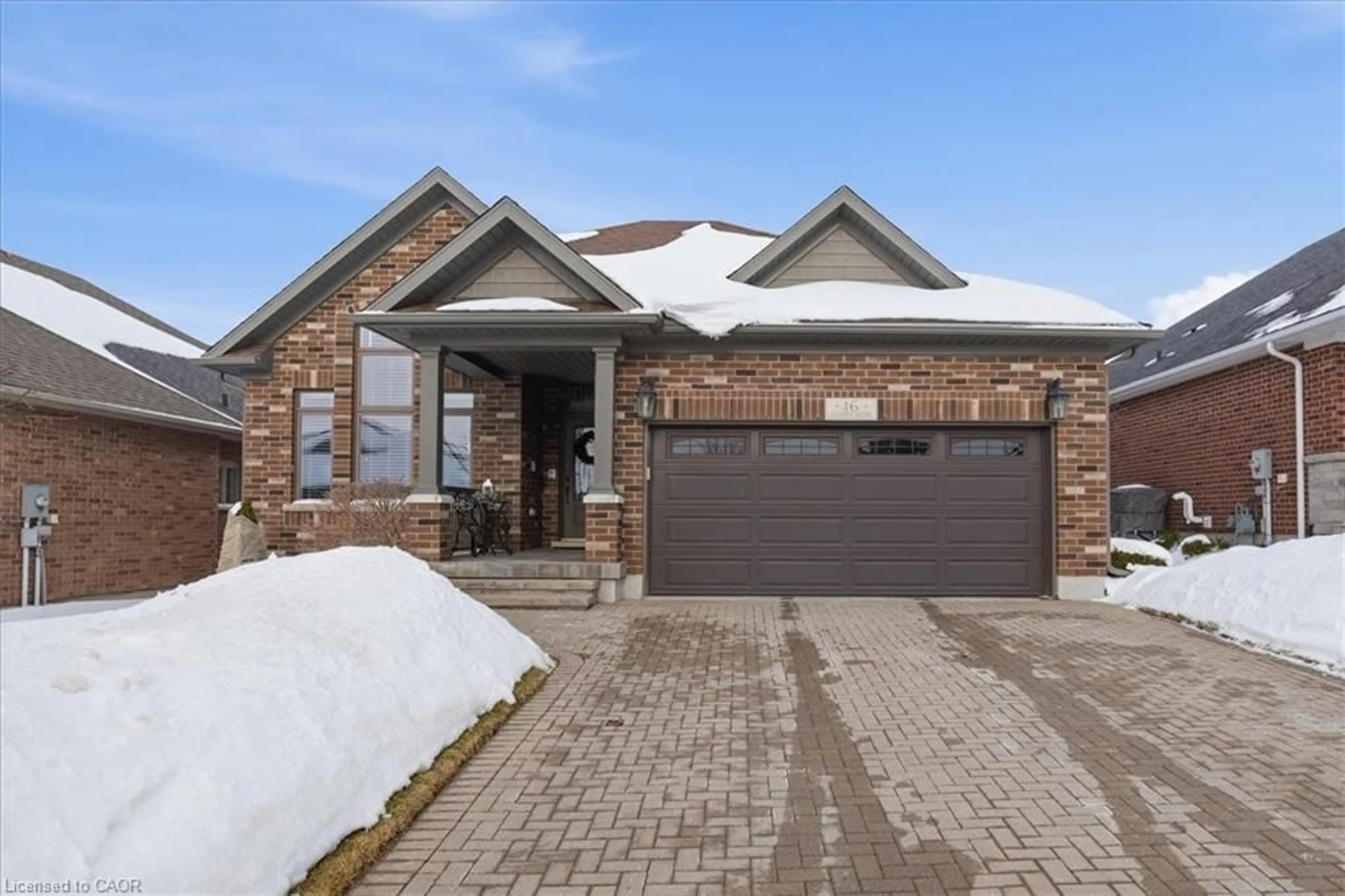 Home with brick exterior material, street for 16 Piccadilly Sq, New Hamburg Ontario N3A 0C7