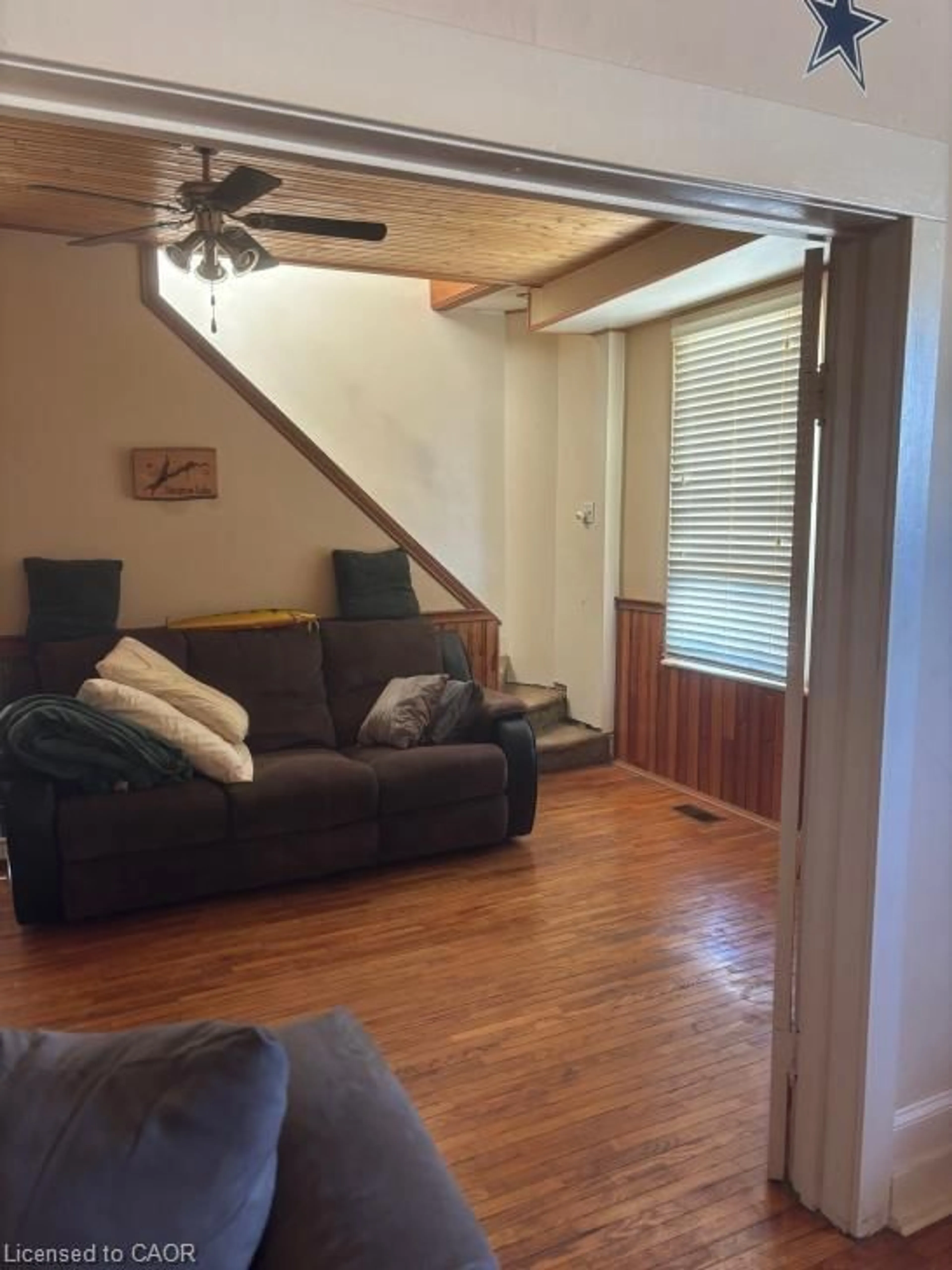 A pic of a room for 49 Orkney St, Caledonia Ontario N3W 1B1