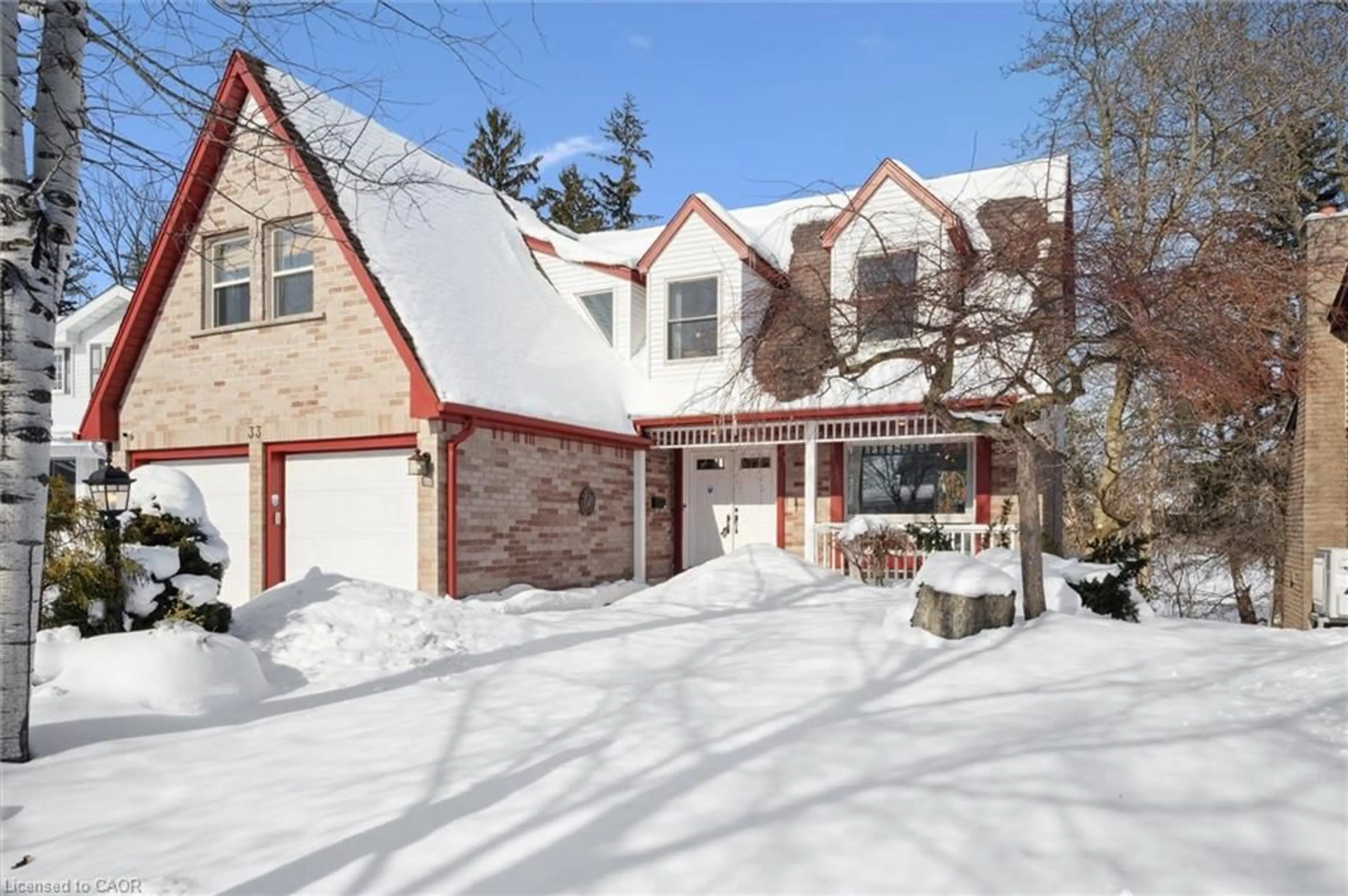 Home with brick exterior material, street for 33 Manitoulin Cres, Kitchener Ontario N2A 3J4