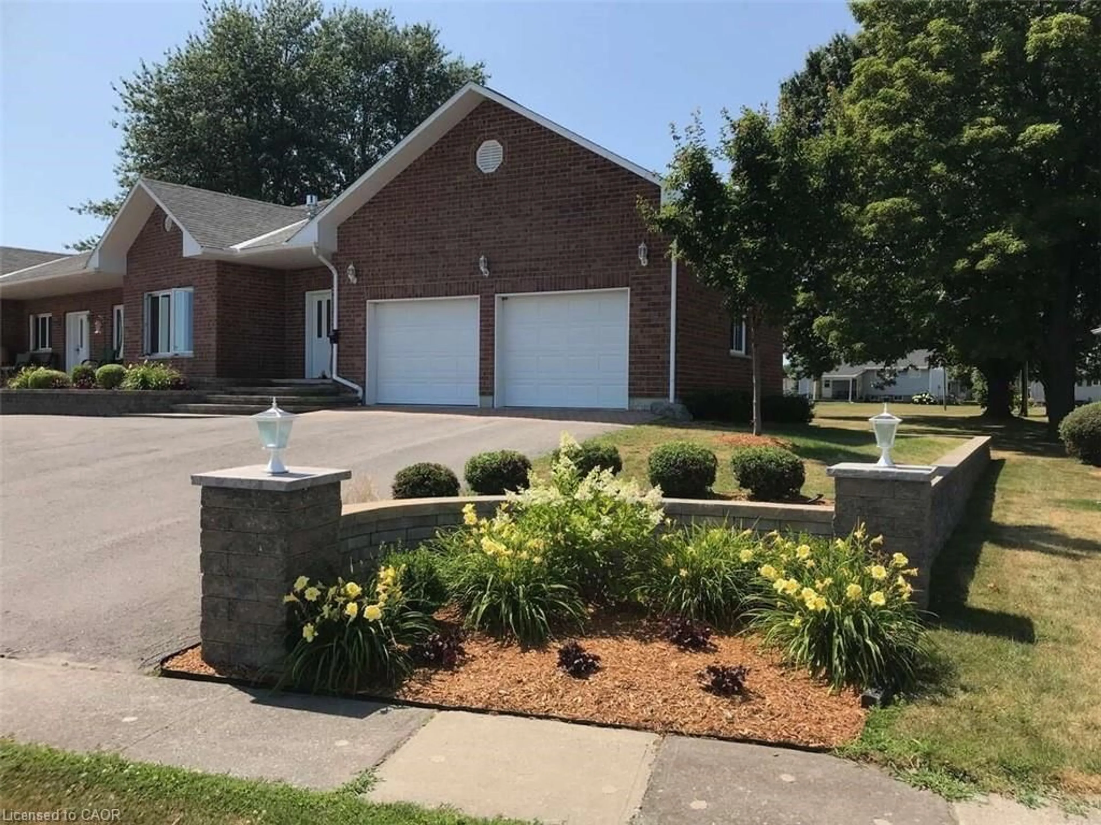 Home with brick exterior material, street for 36 Elizabeth Dr, Iroquois Ontario K0E 1K0