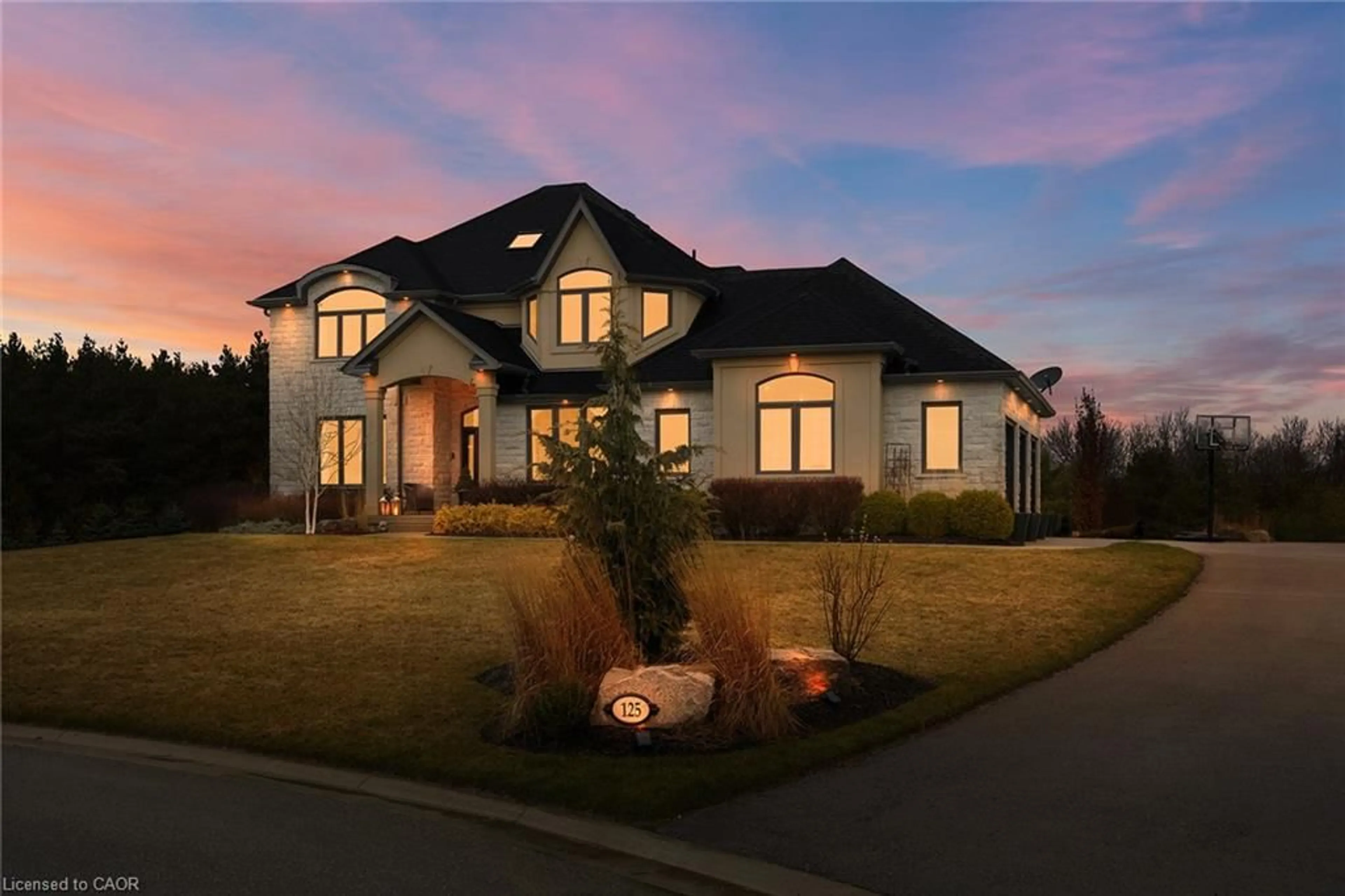 Home with brick exterior material, street for 125 Crewson Crt, Rockwood Ontario N0B 2K0