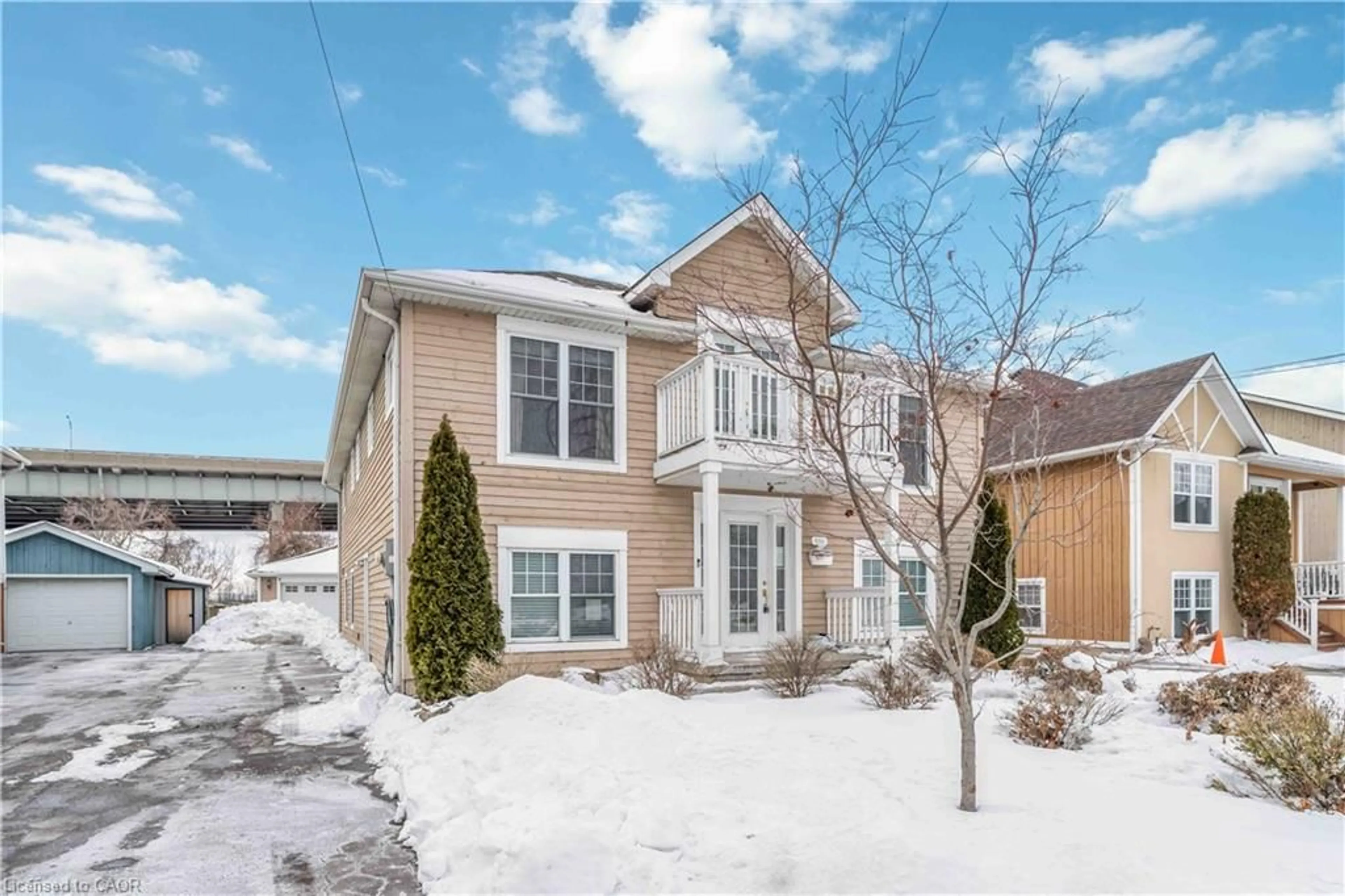 Home with brick exterior material, street for 1056 Beach Blvd, Hamilton Ontario L8H 6Z4