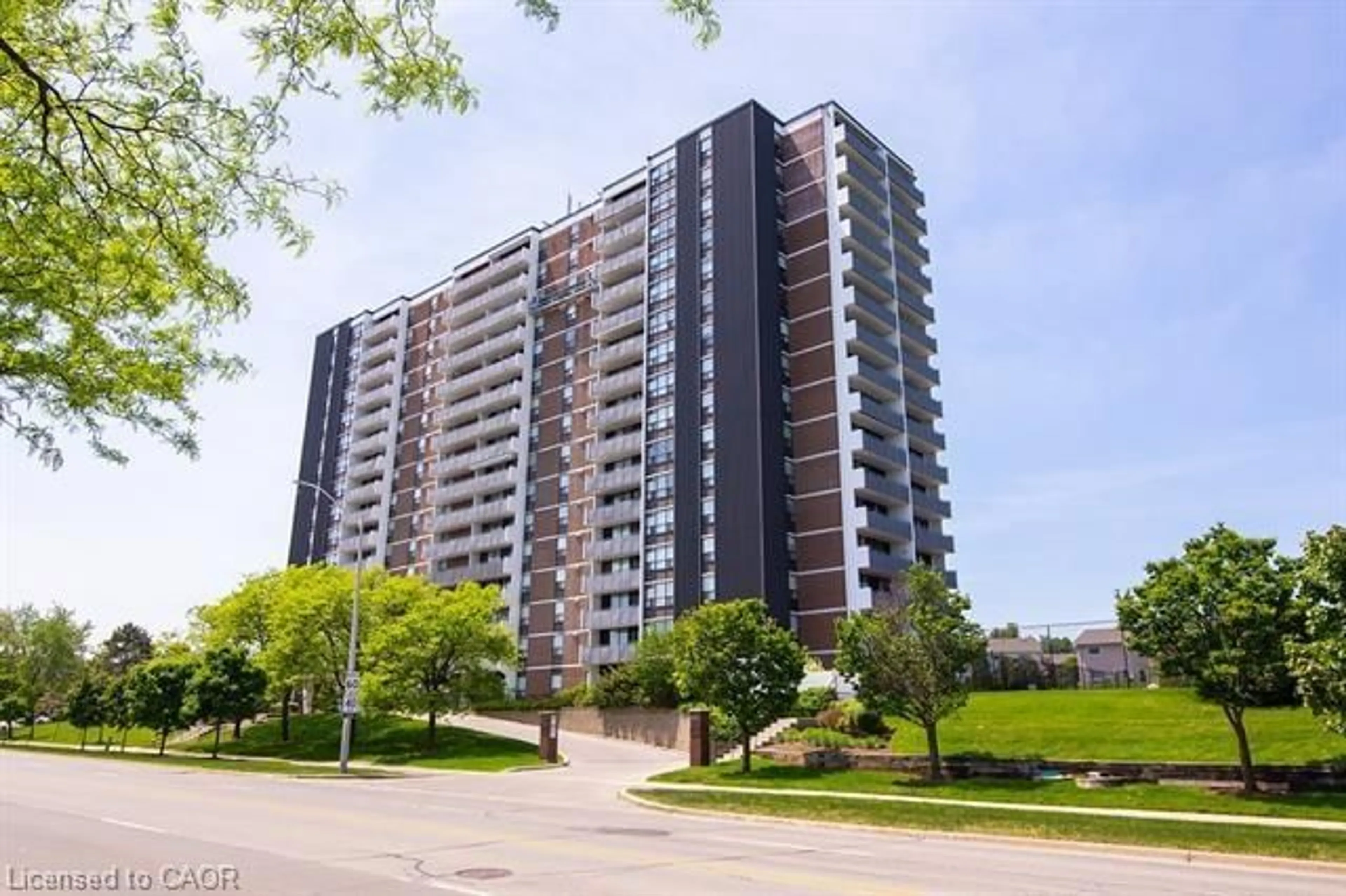 Unknown for 2055 Upper Middle Rd #409, Burlington Ontario L7P 3P4