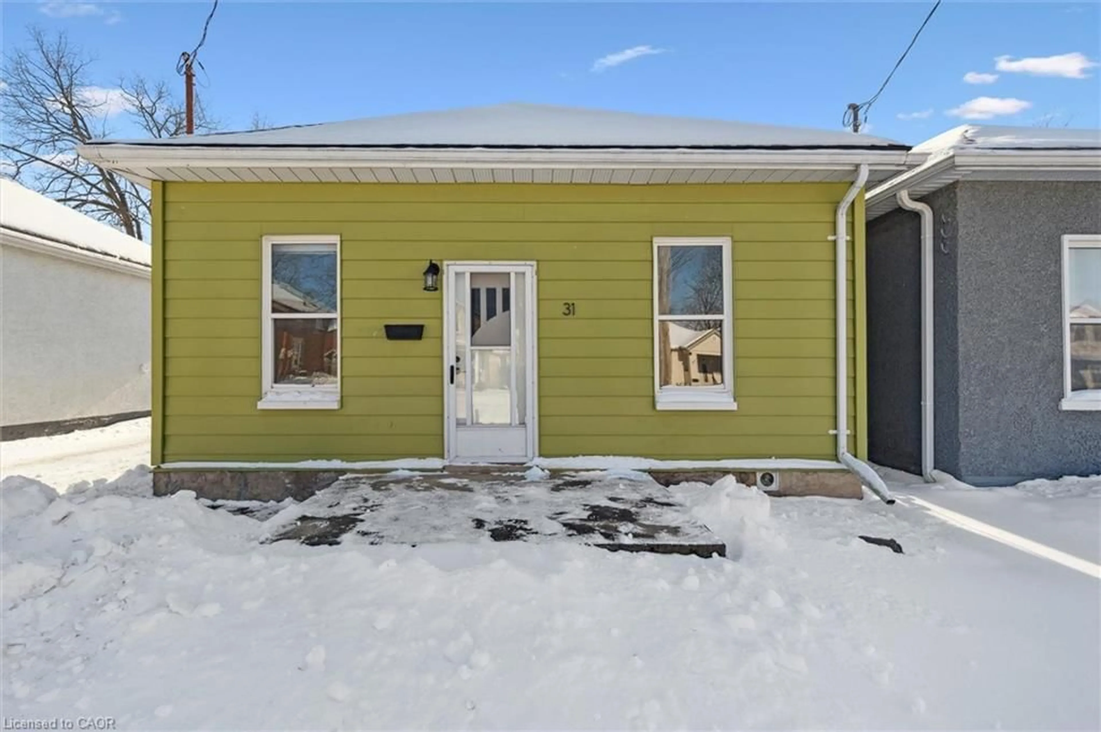 Unknown for 31 Todd St, Cambridge Ontario N1R 1G6