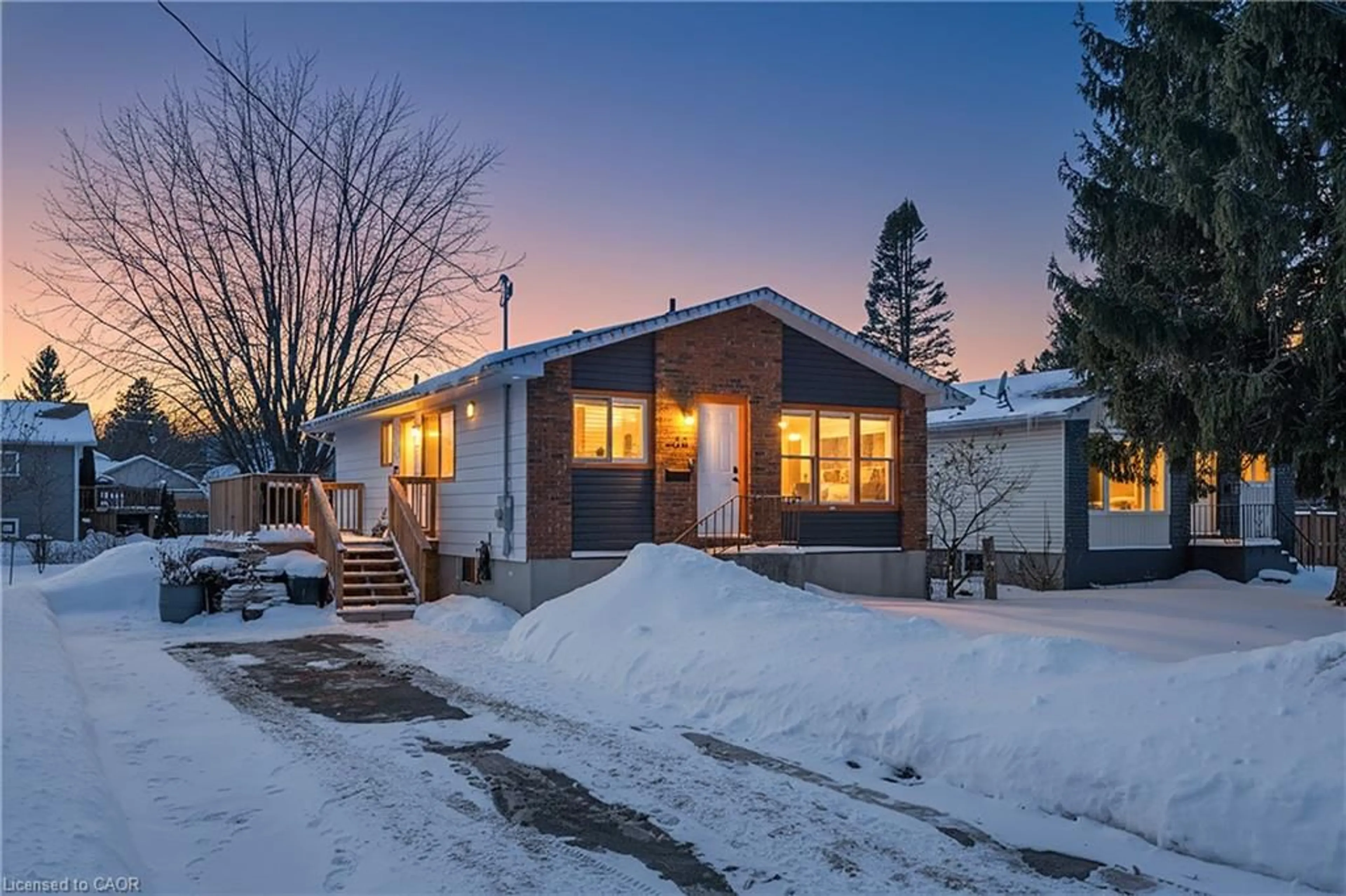 Unknown for 135 Niagara St, Collingwood Ontario L9Y 3X8