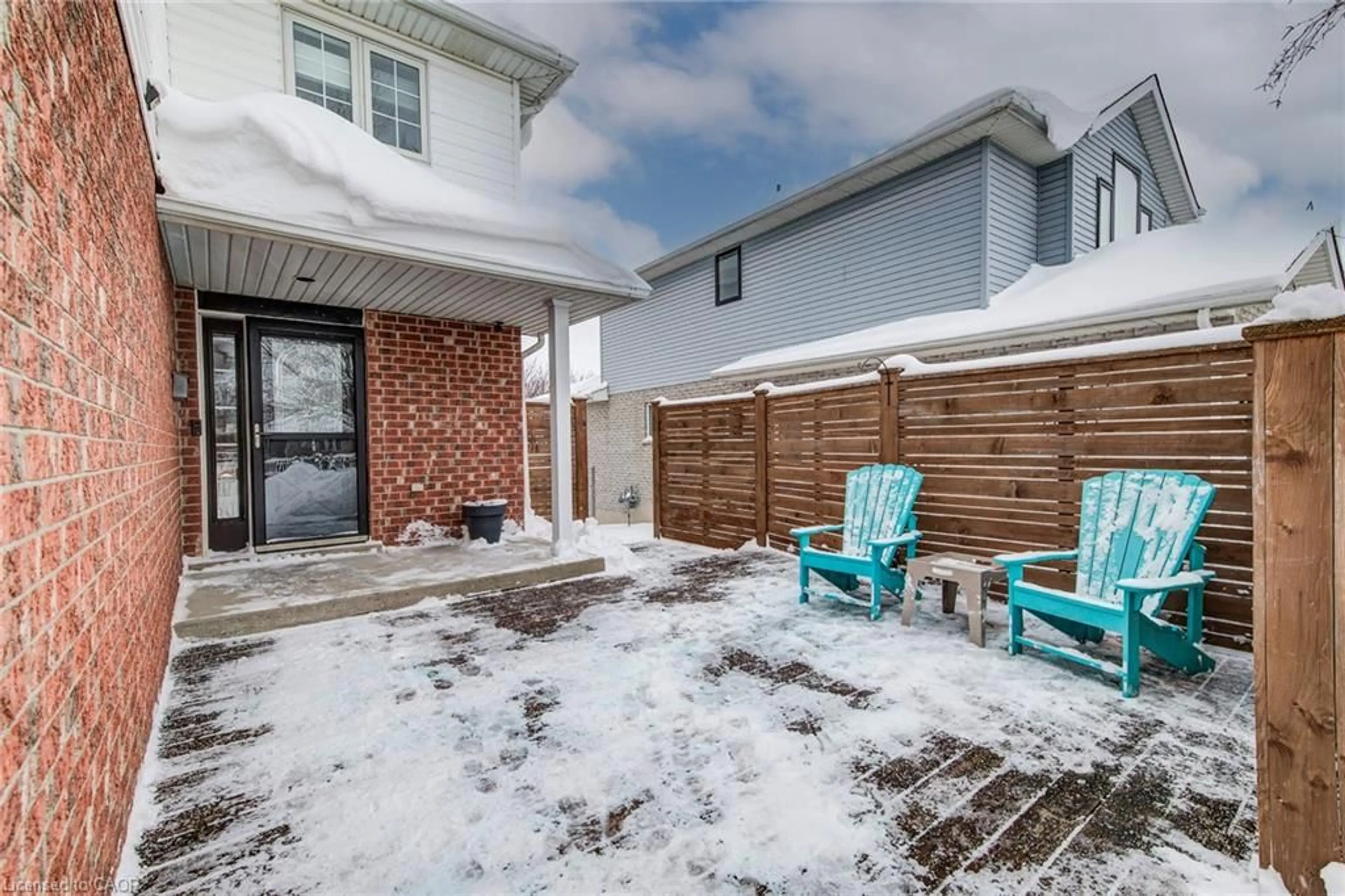 Patio, street for 84 Walsh Cres, Stratford Ontario N5A 7X8