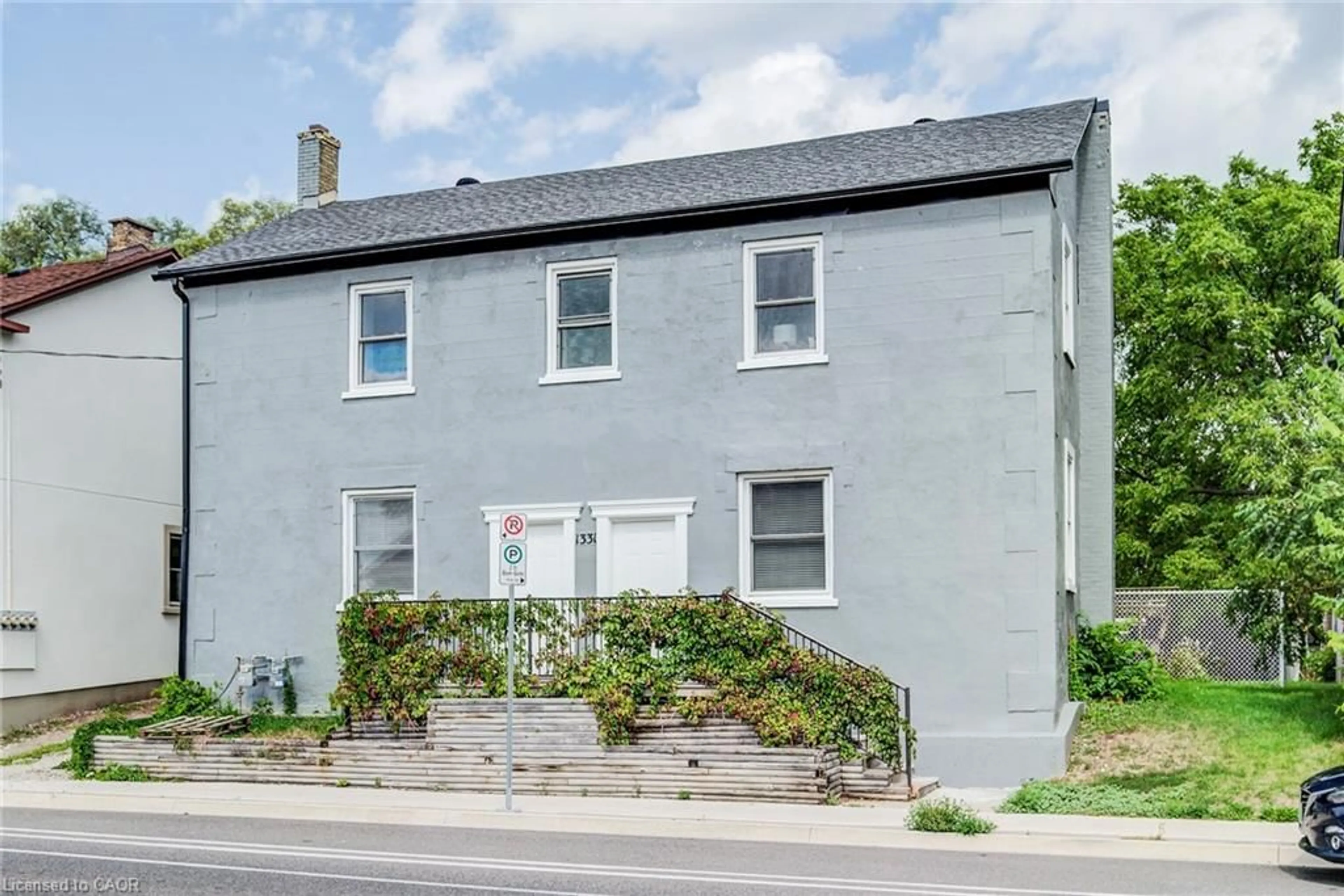 Unknown for 1331 King St, Cambridge Ontario N3H 3R2