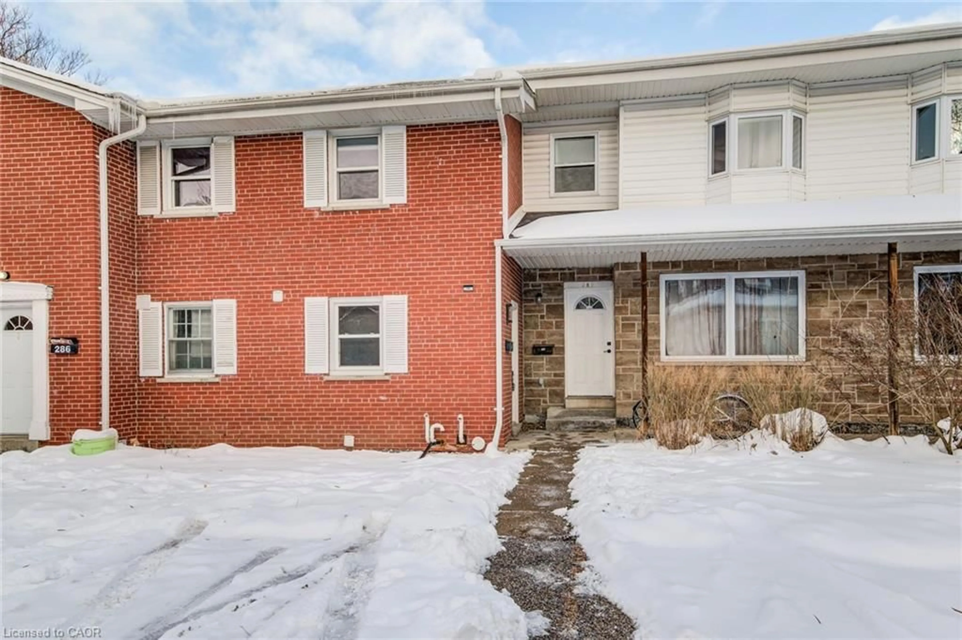 Home with brick exterior material, street for 284 Westcourt Pl, Waterloo Ontario N2L 2R7