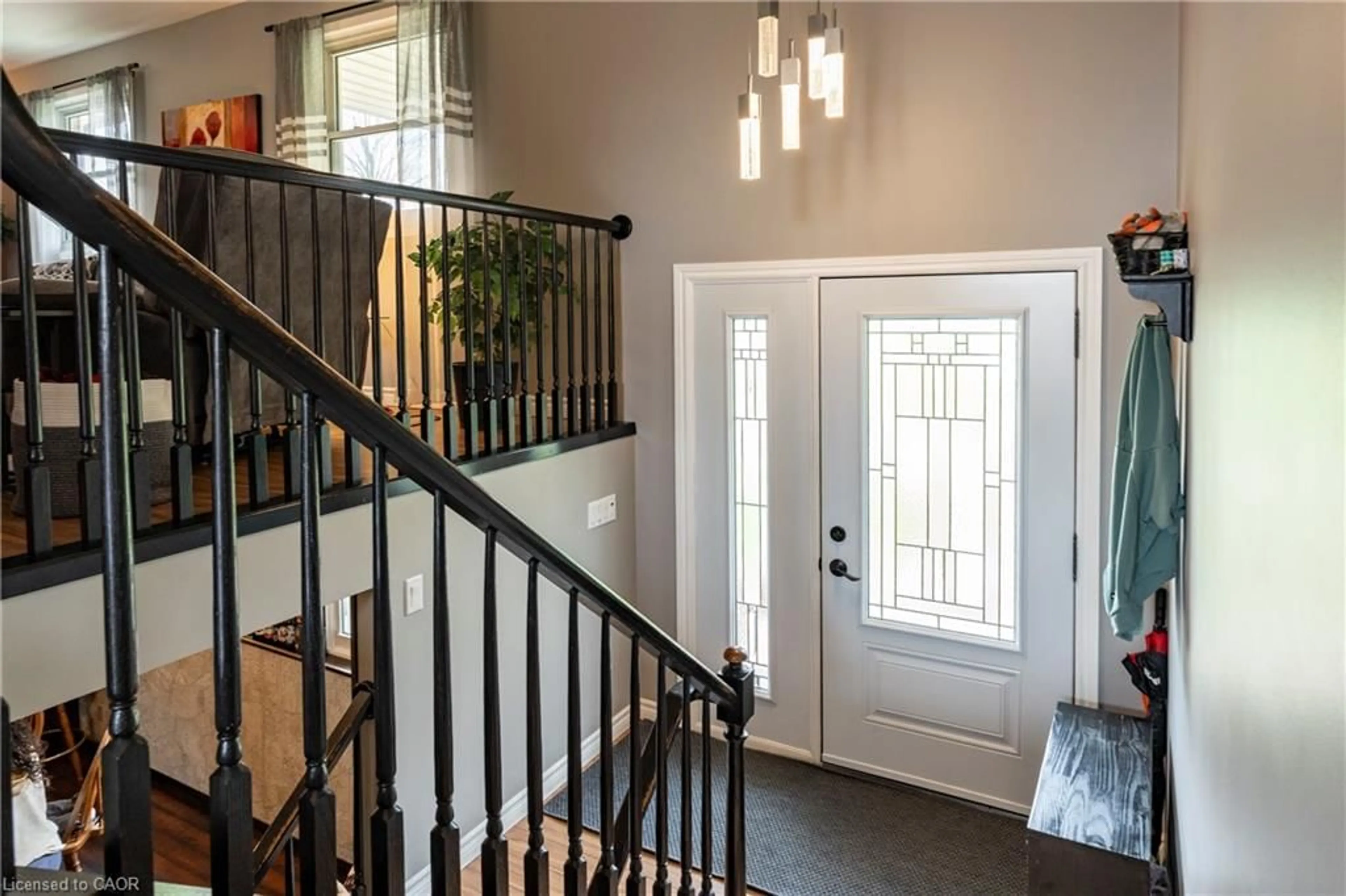 Indoor entryway for 24 Highway 24, Scotland Ontario N0E 1R0