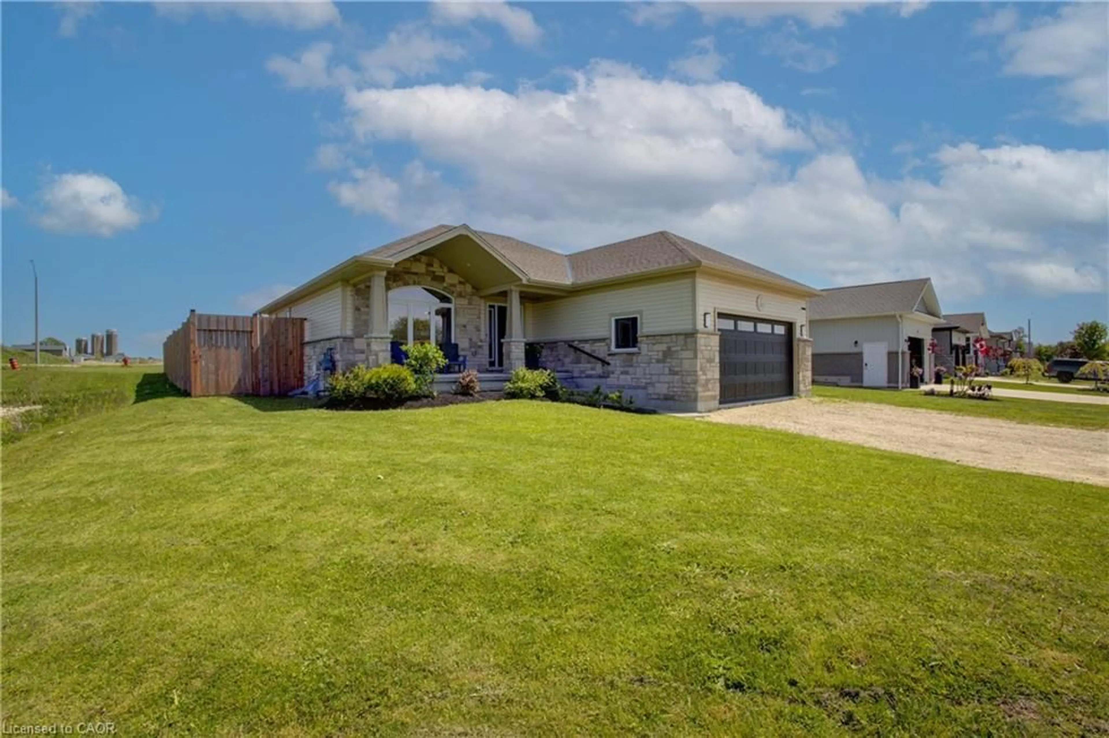 Unknown for 37 Lorne St, Harriston Ontario N0G 1Z0