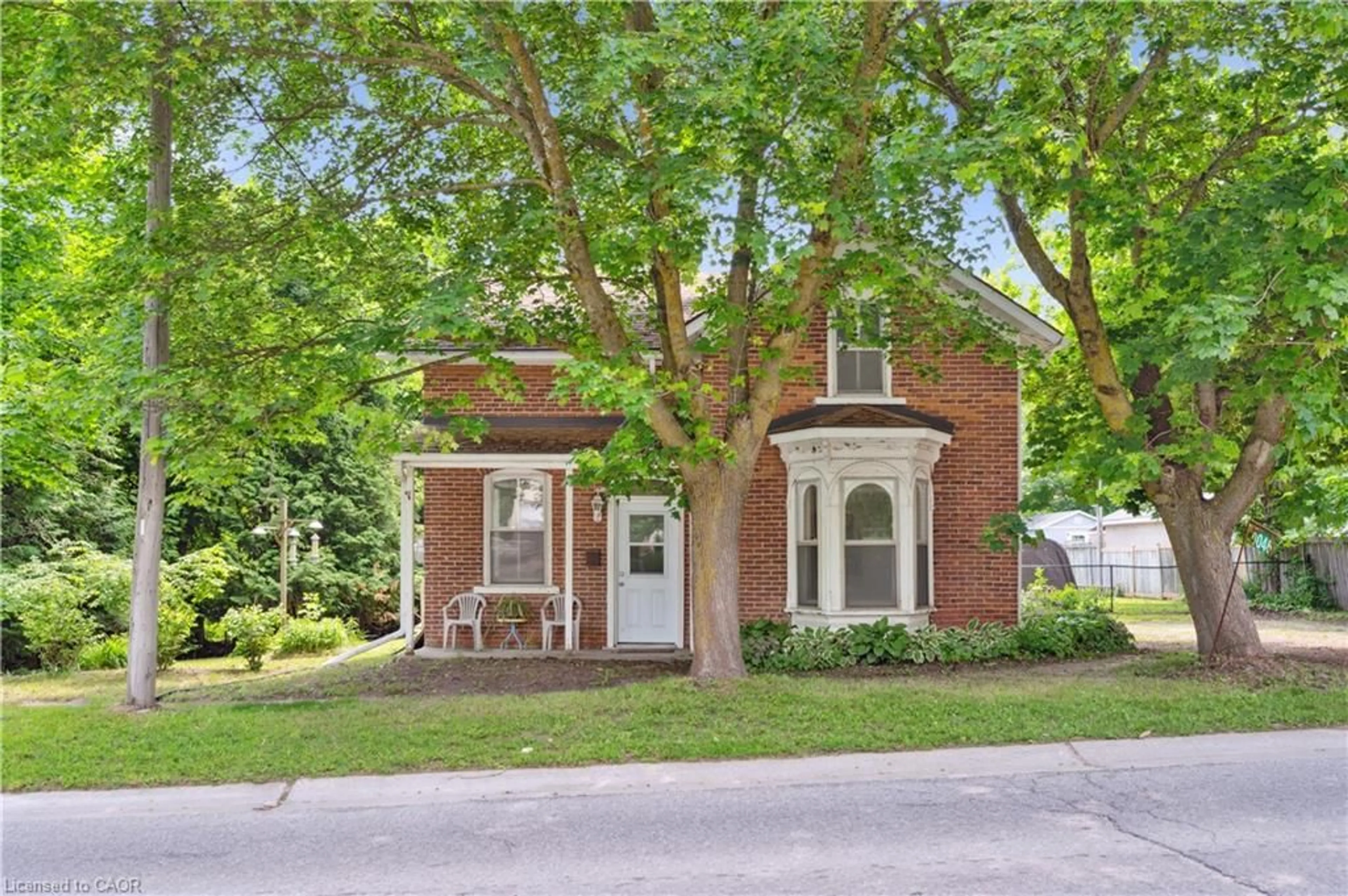 Home with brick exterior material, street for 46 Wellington Road 19, Belwood Ontario N0B 1J0