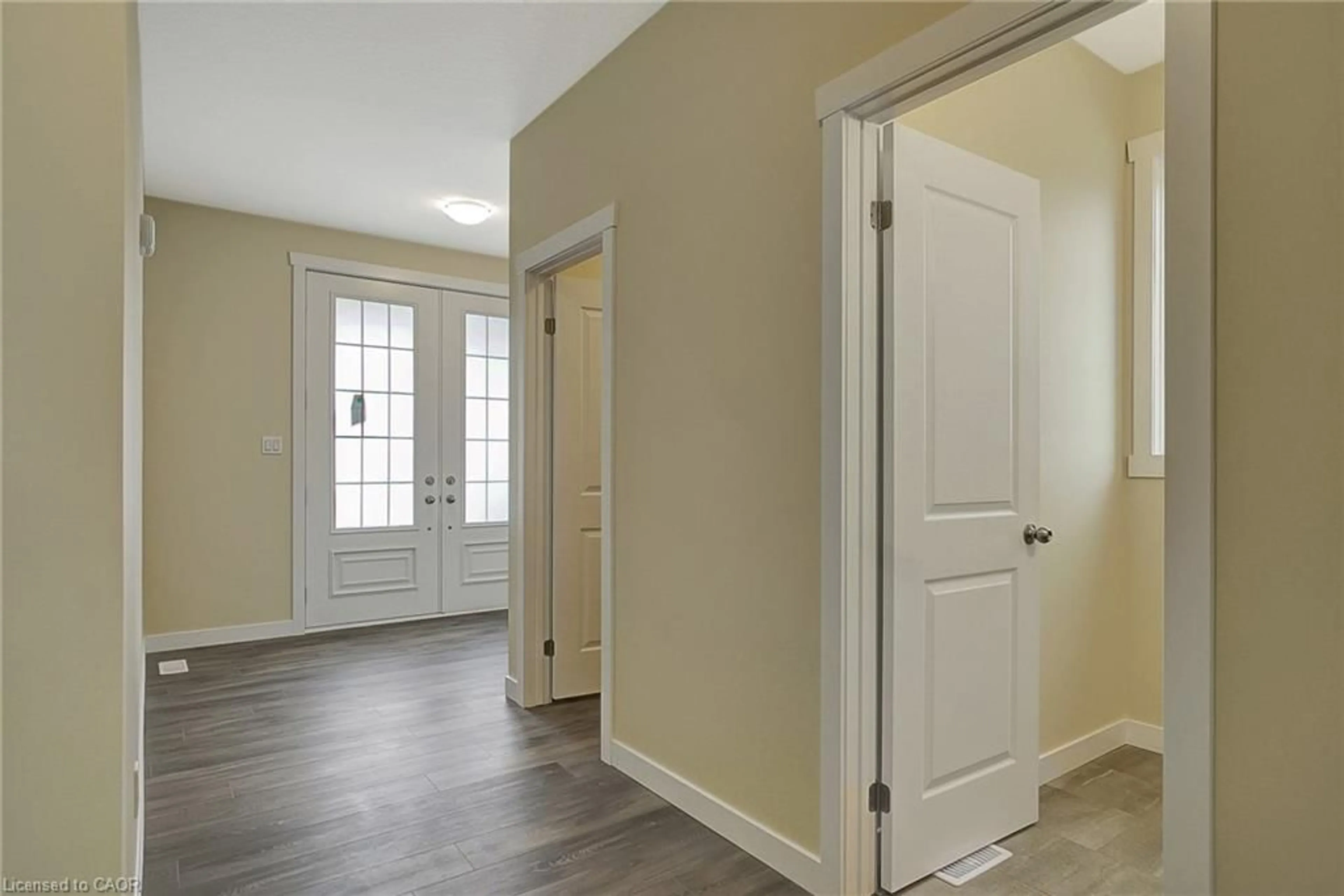 Indoor entryway for 172 Newman Dr #Lot 61, Cambridge Ontario N1S 0C5