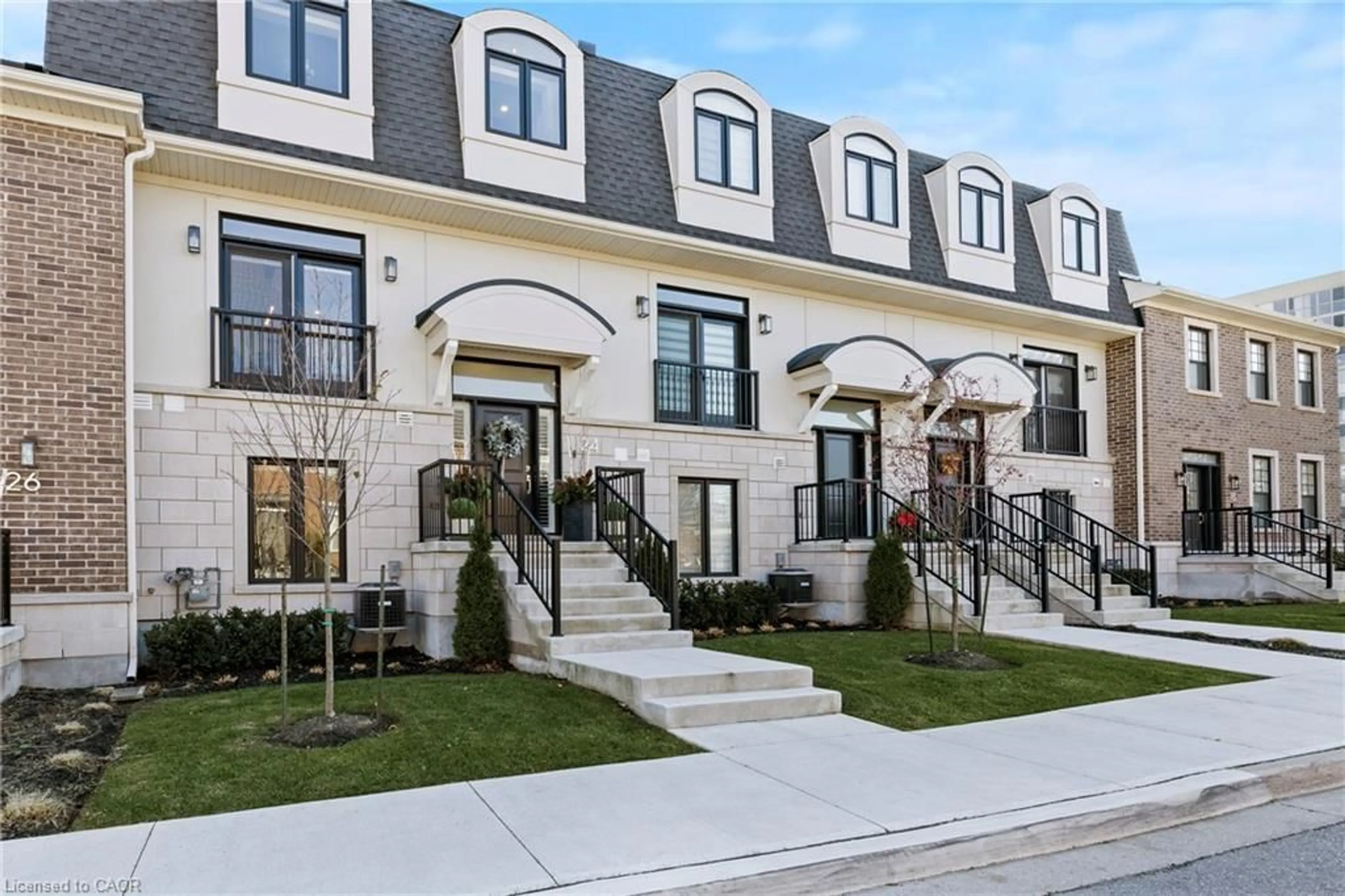 Unknown for 24 Willow Bank Common, St. Catharines Ontario L2S 4C8