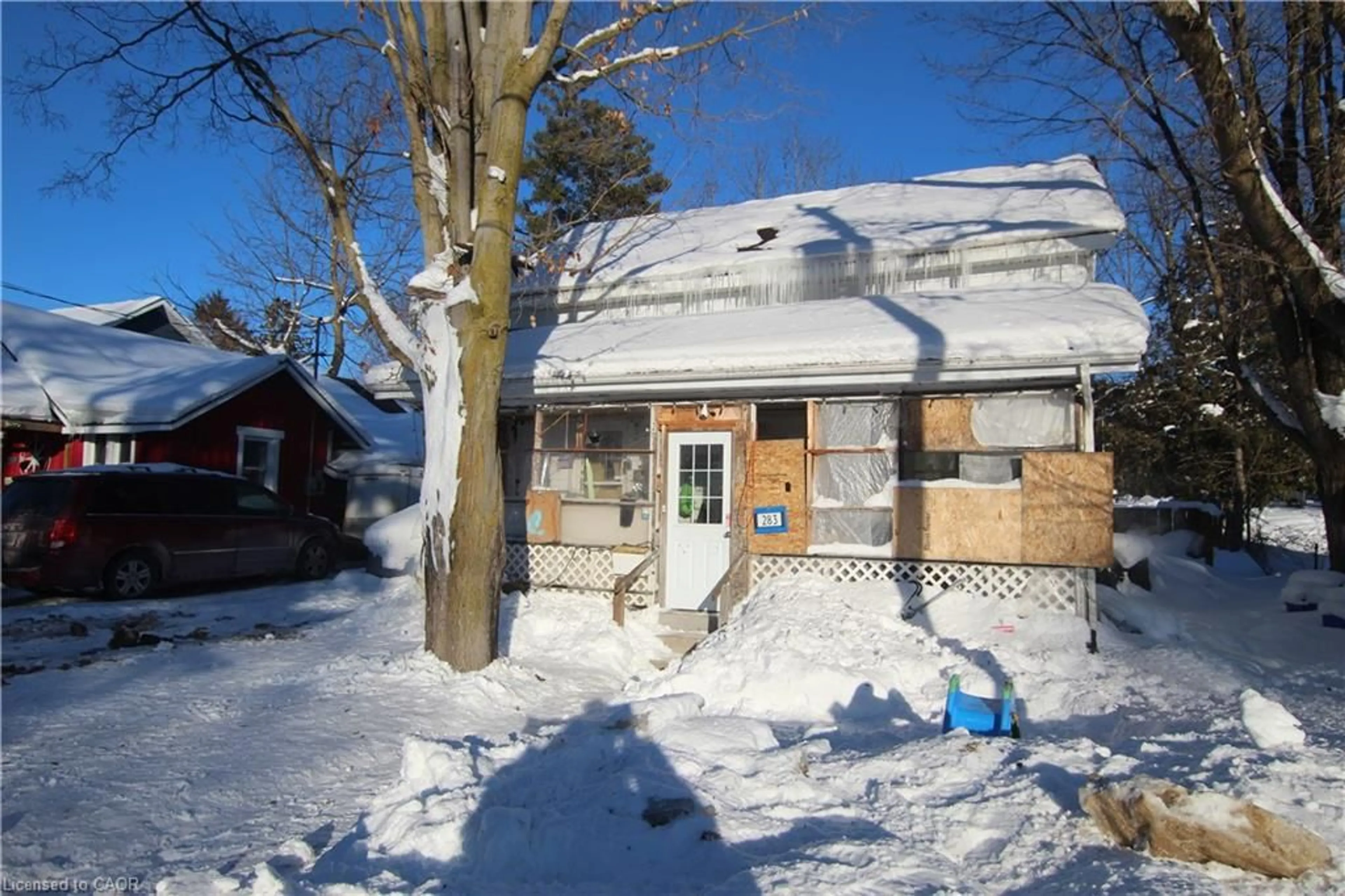 Patio, street for 283 Albert St, Durham Ontario N0G 1R0