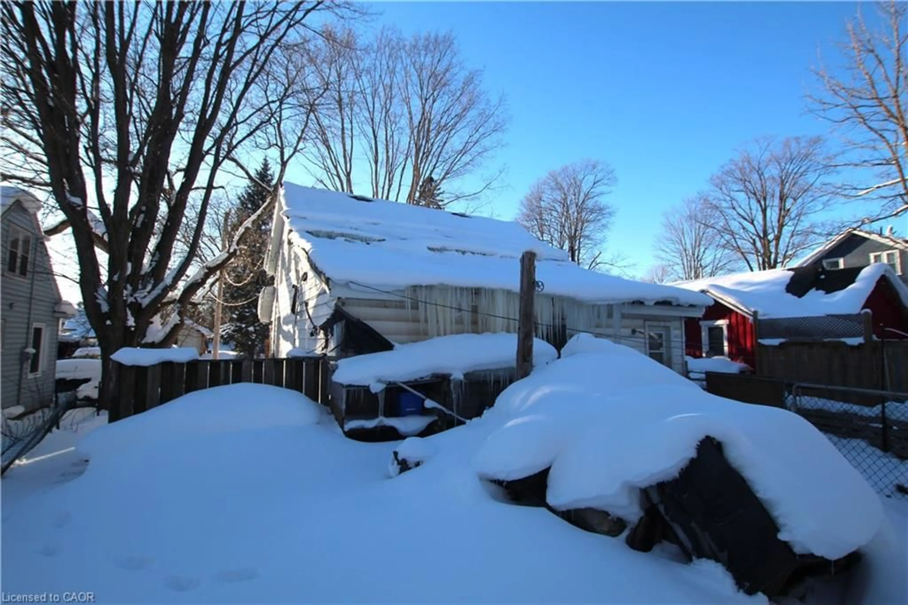 A pic from outside/outdoor area/front of a property/back of a property/a pic from drone, street for 283 Albert St, Durham Ontario N0G 1R0