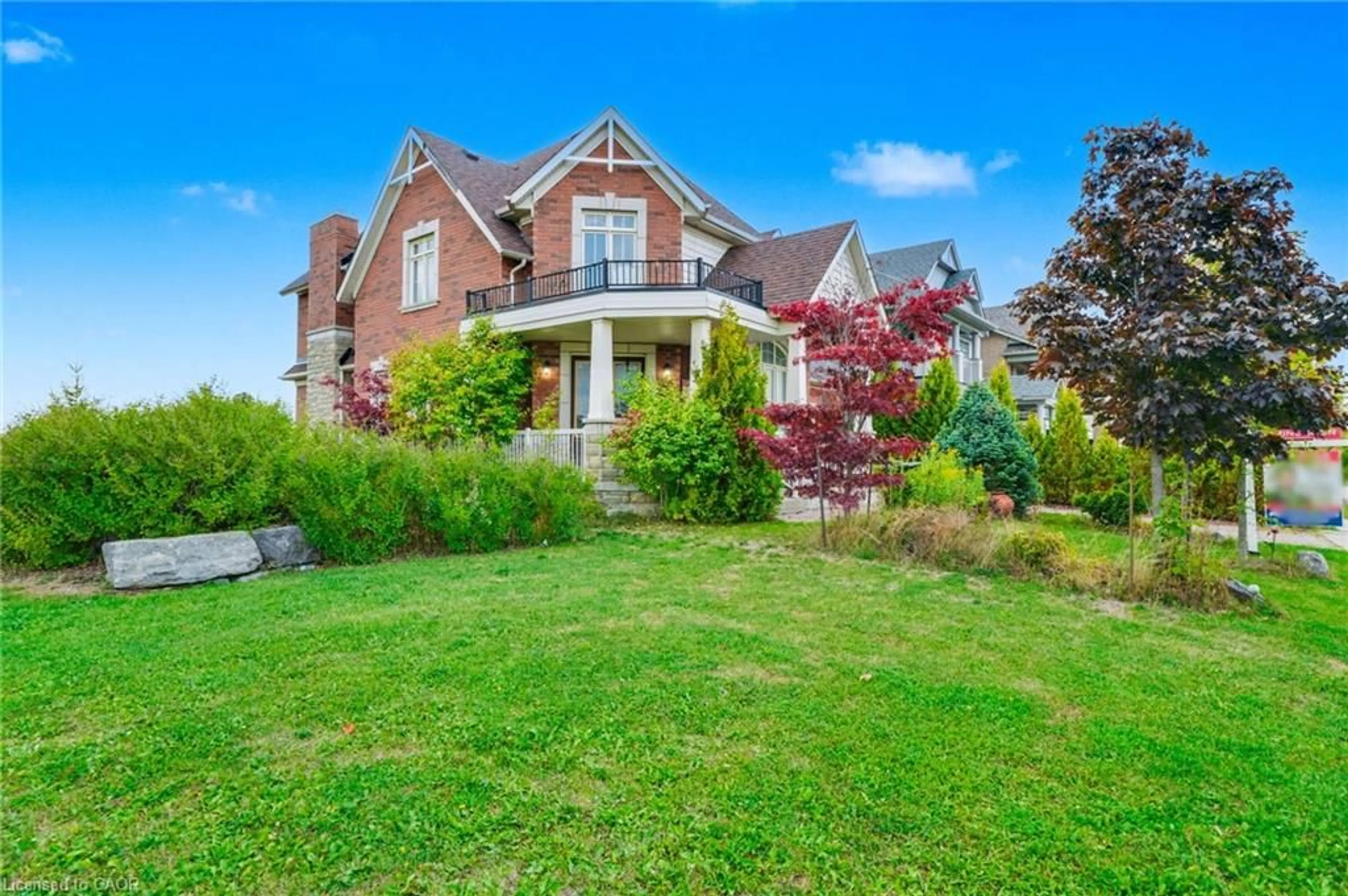 Home with brick exterior material, street for 2 Kennedy Blvd, Alliston Ontario L9R 0L4